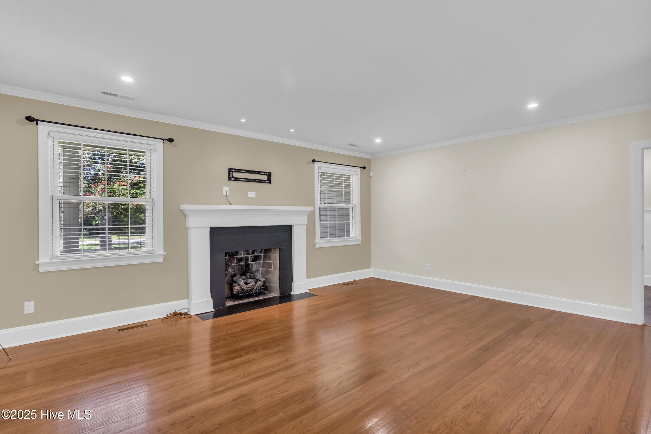 2821 Park Avenue, Wilmington, NC 28403 – photo 5: Living