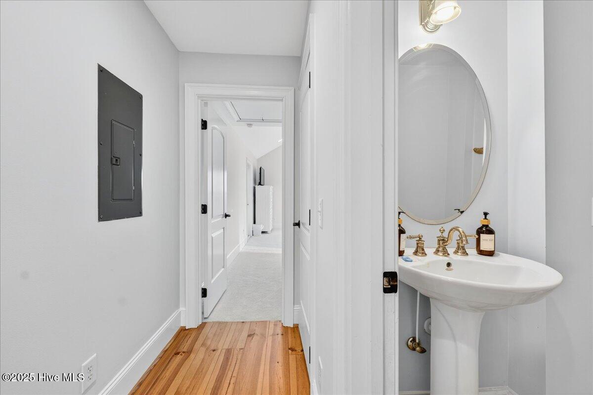 100540926 | Photo 67