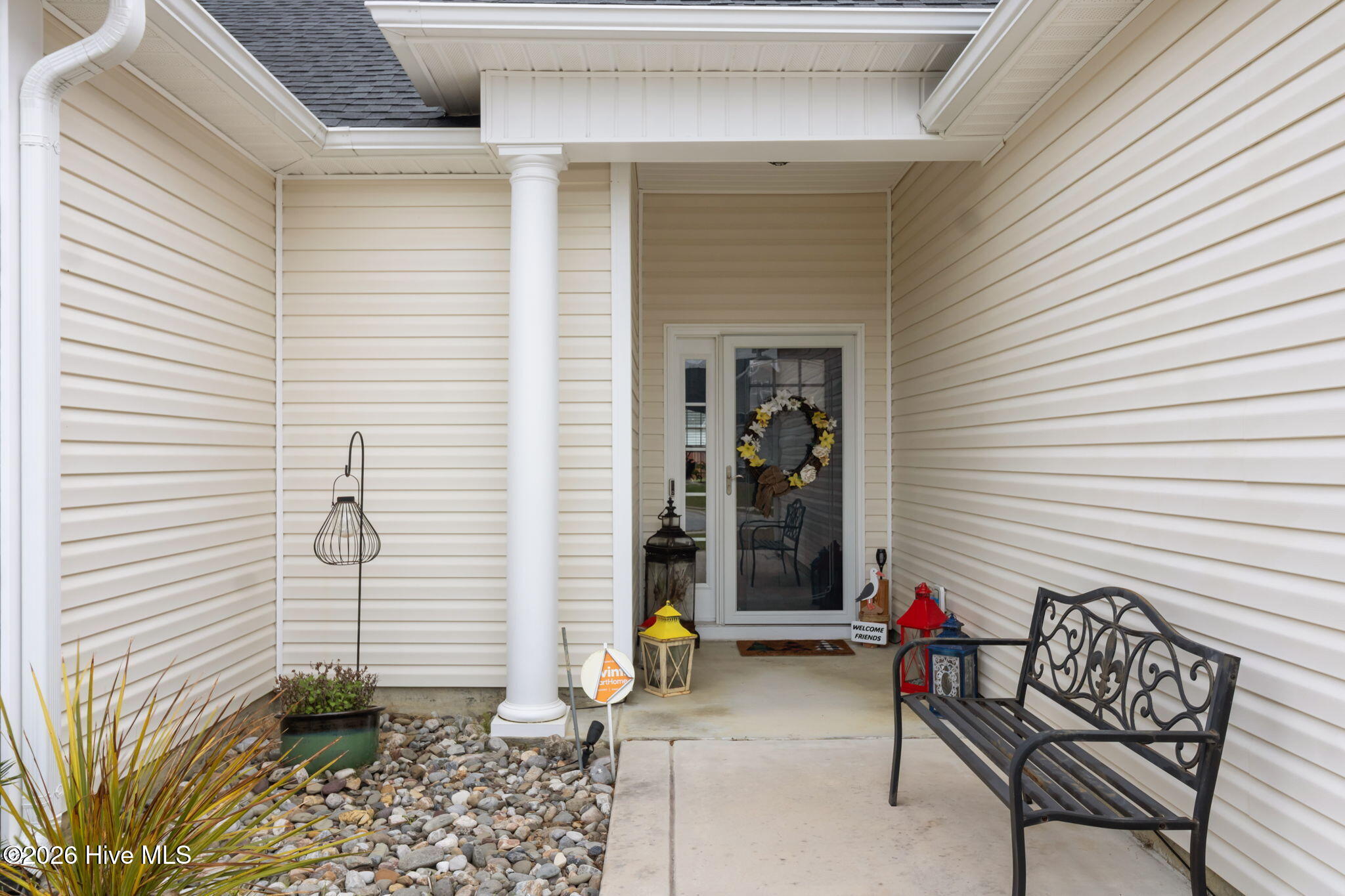 100560055 | Photo 50