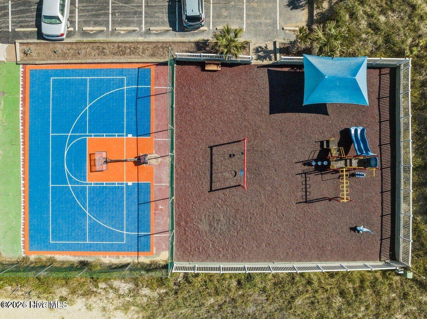 100564198 | Photo 54