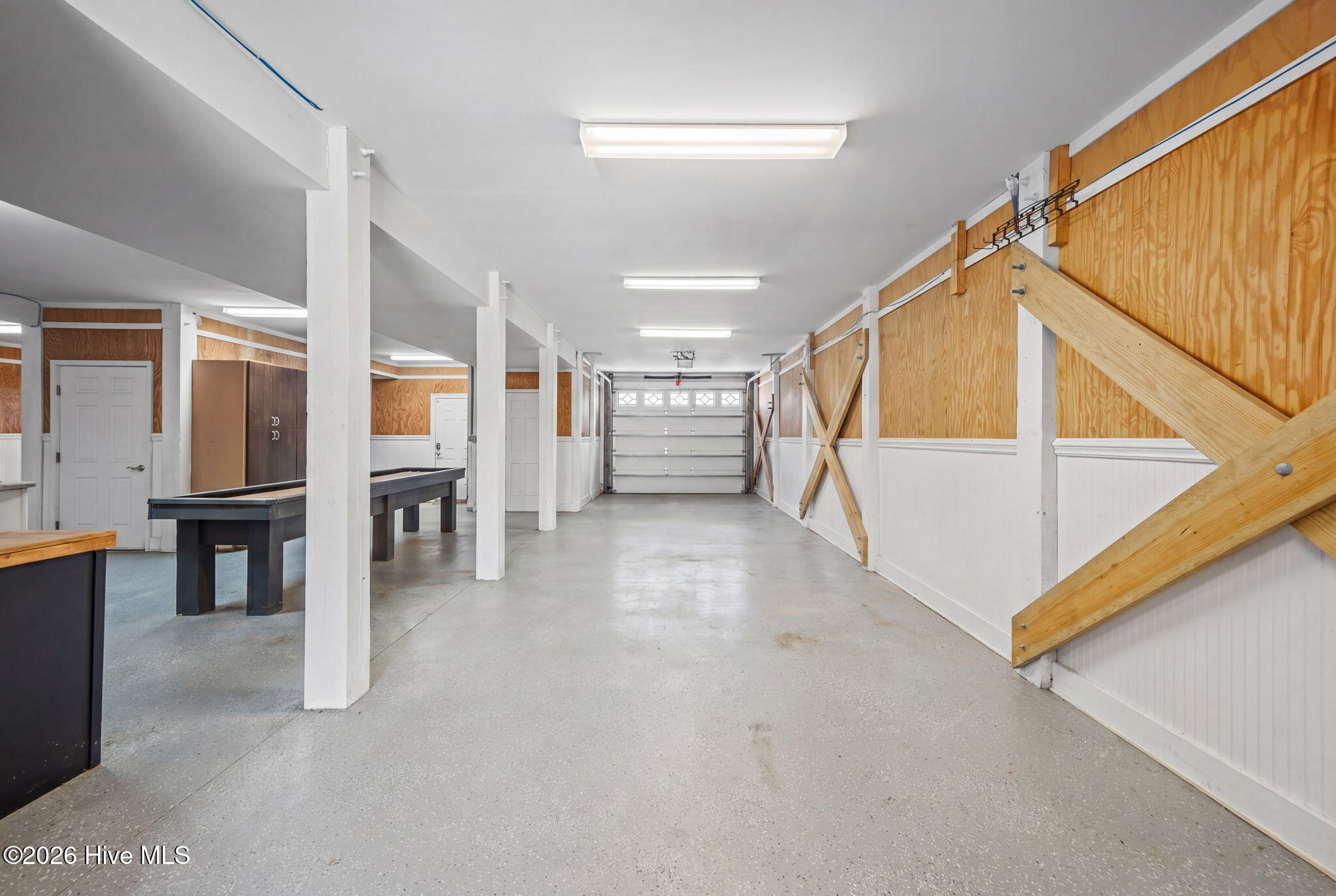 100566570 | Photo 84