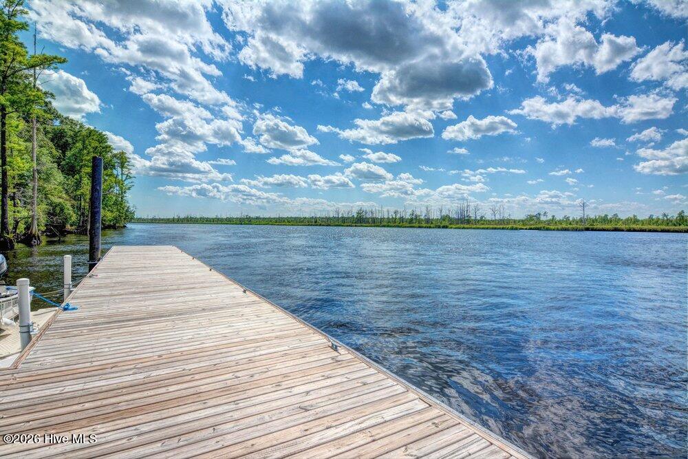 100560096 | Photo 43