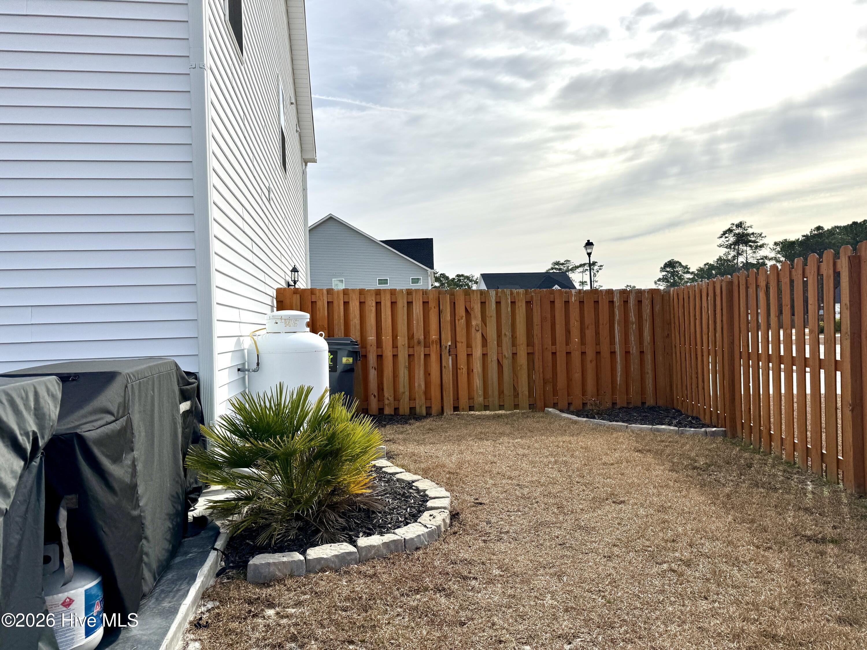 100547423 | Photo 48