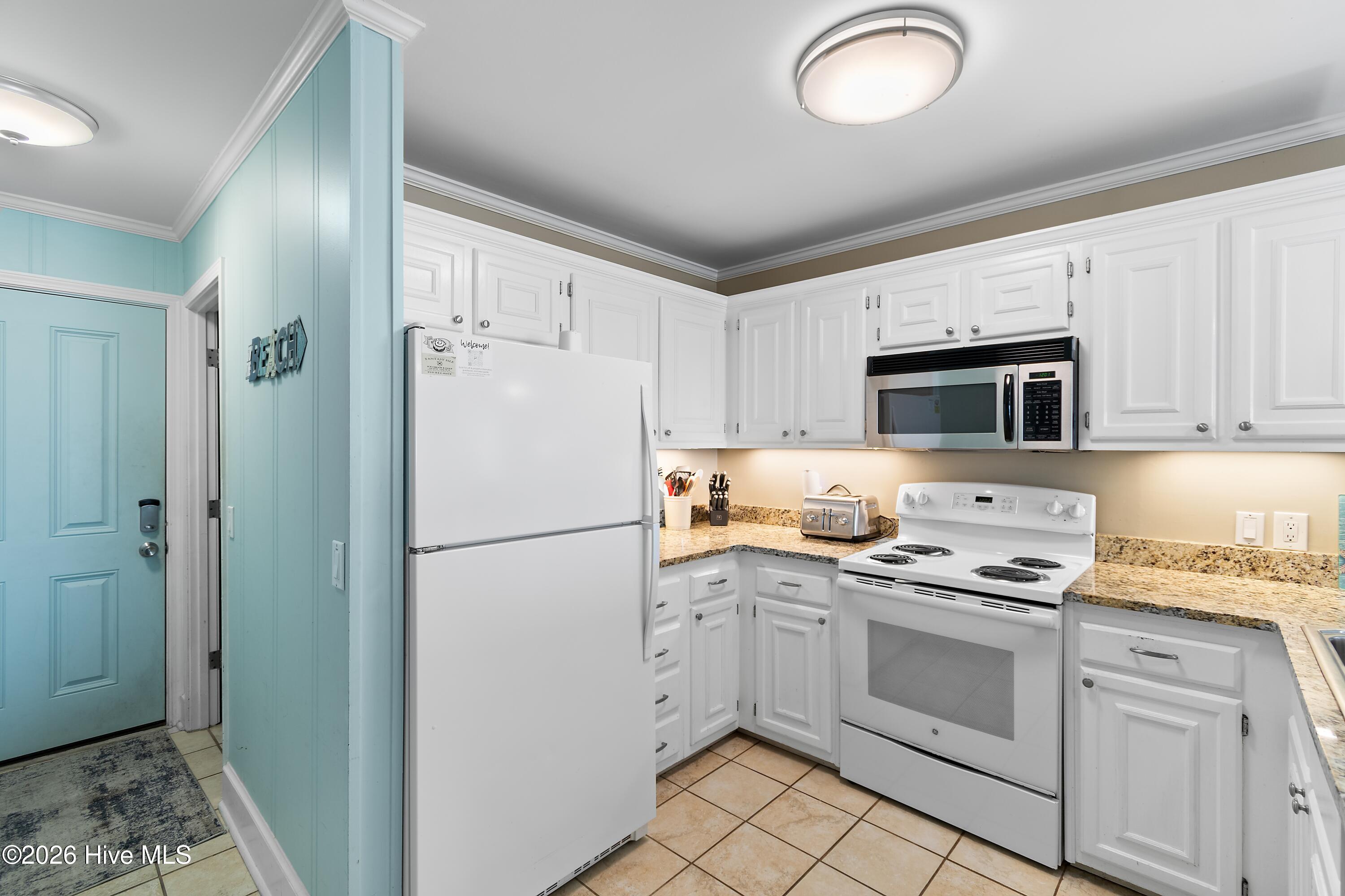 100568151 | Photo 11