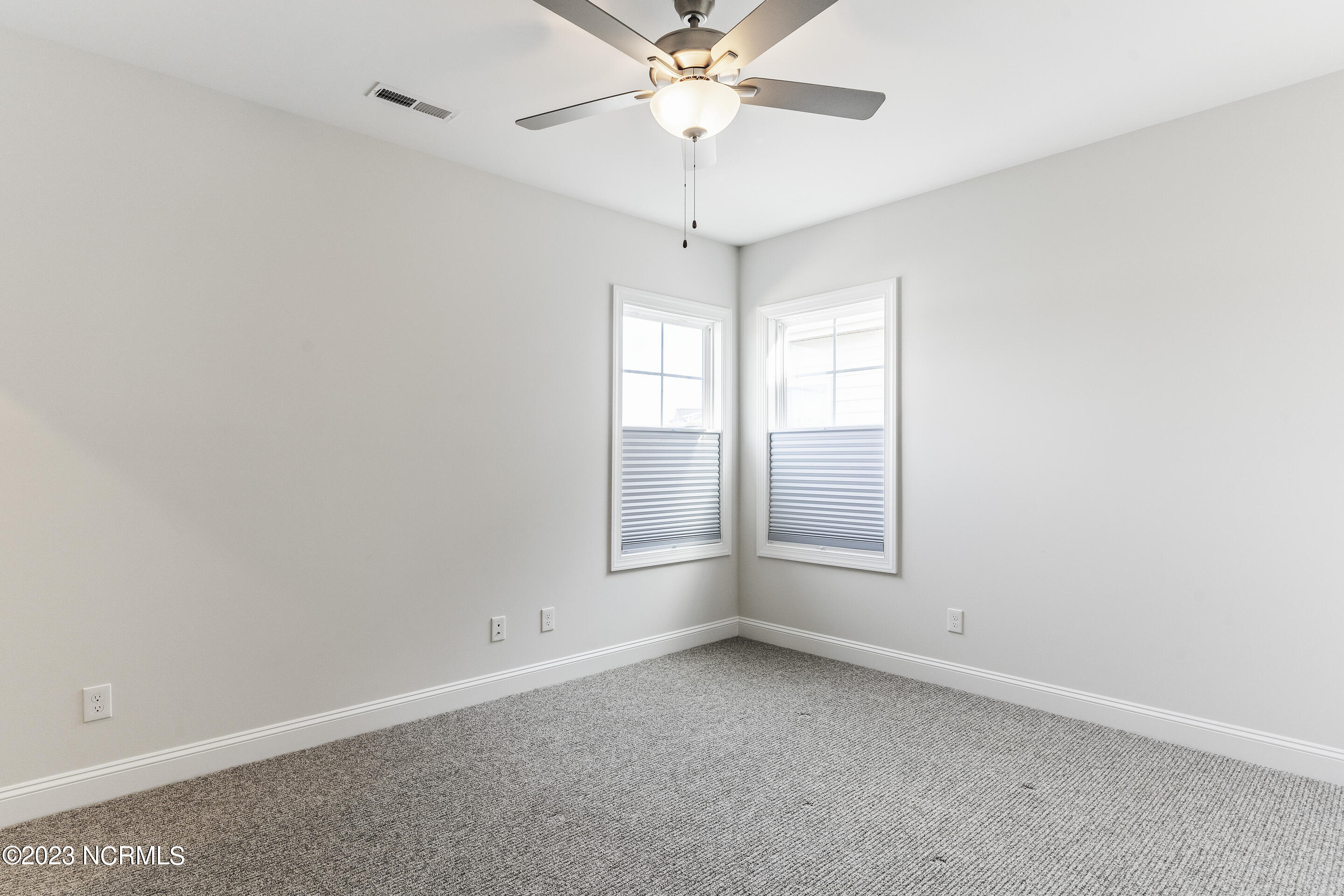 100547954 | Photo 21