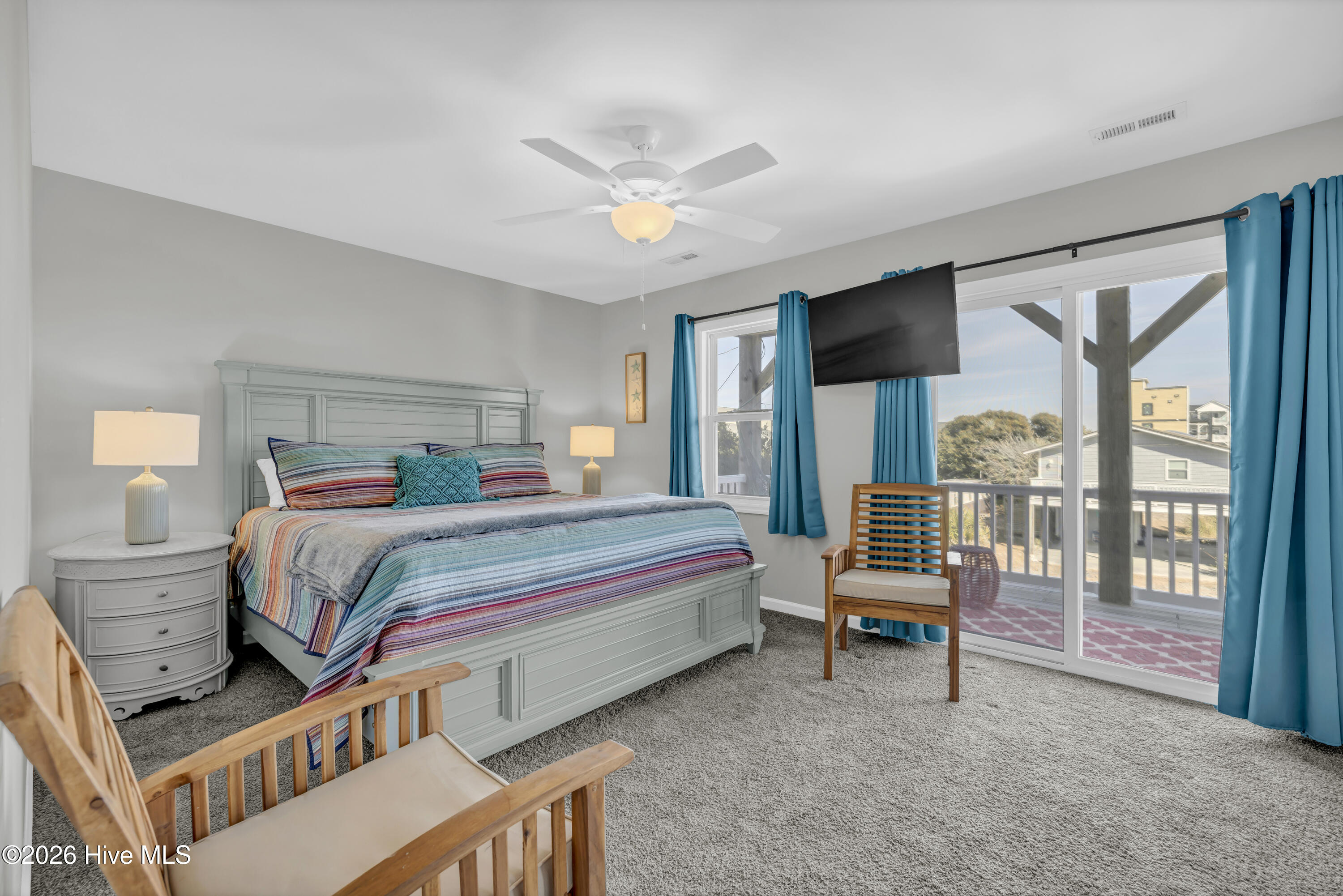 100547519 | Photo 25