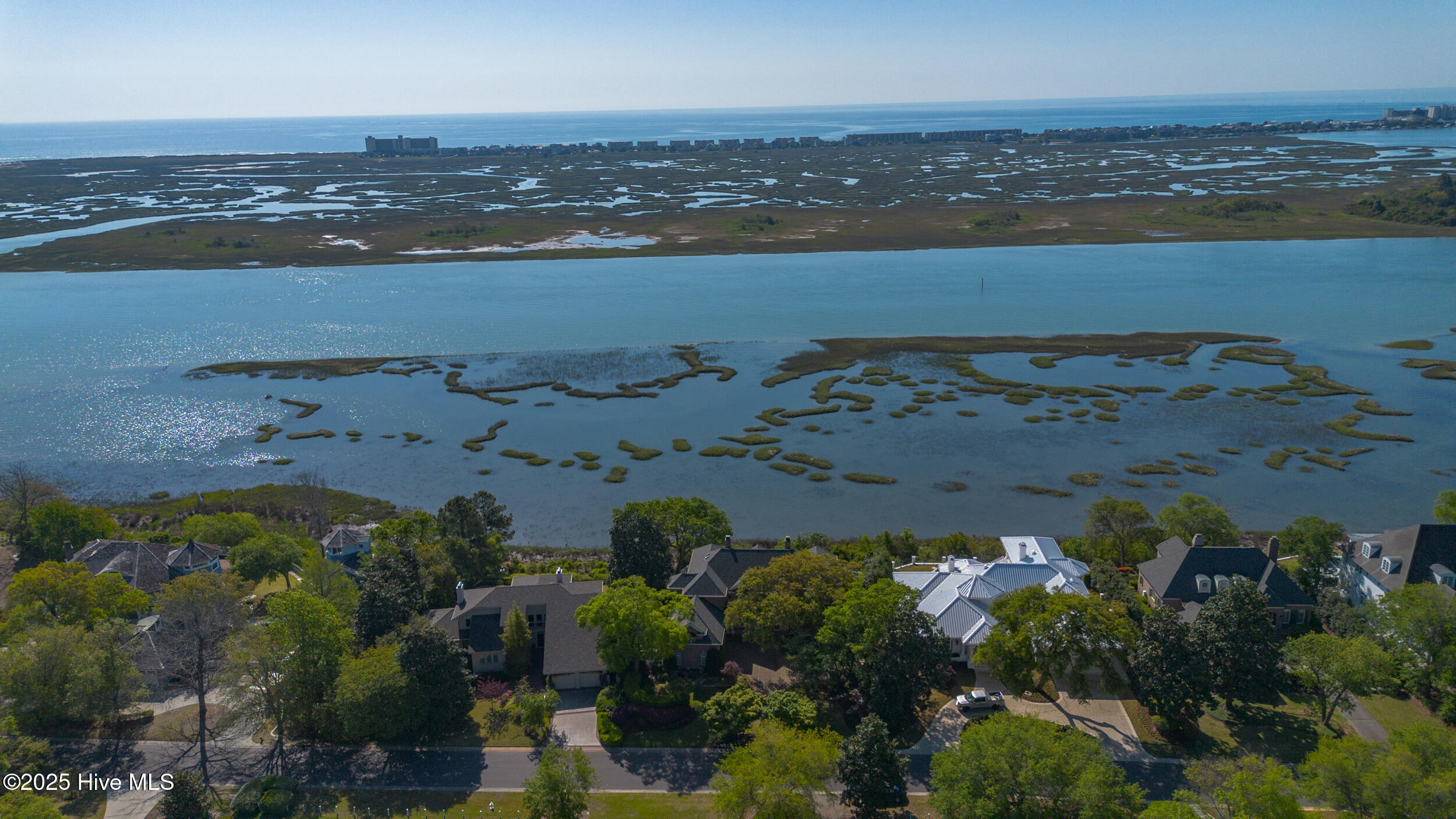 100505592 | Photo 51