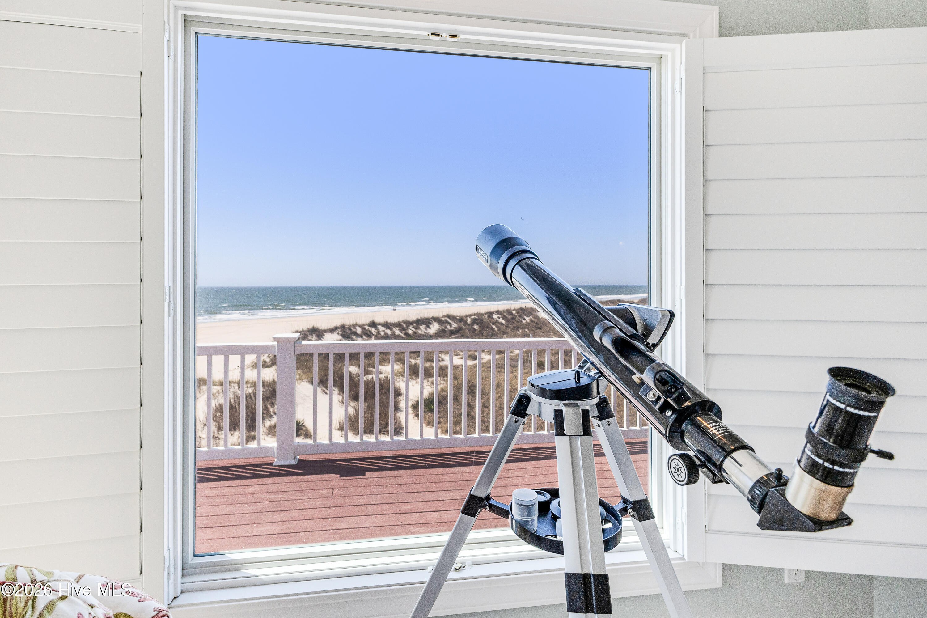 100567897 | Photo 56