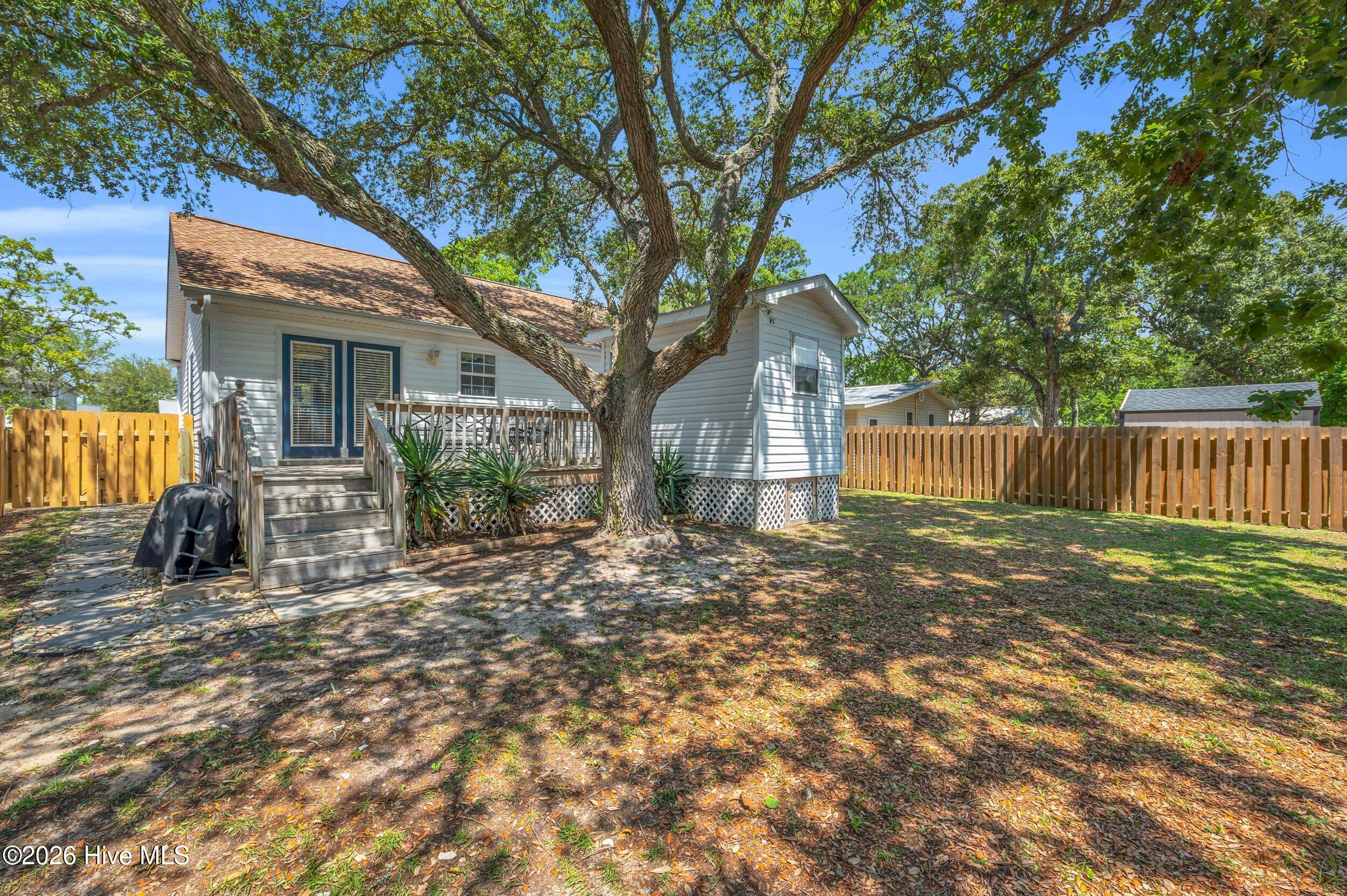 100565578 | Photo 30