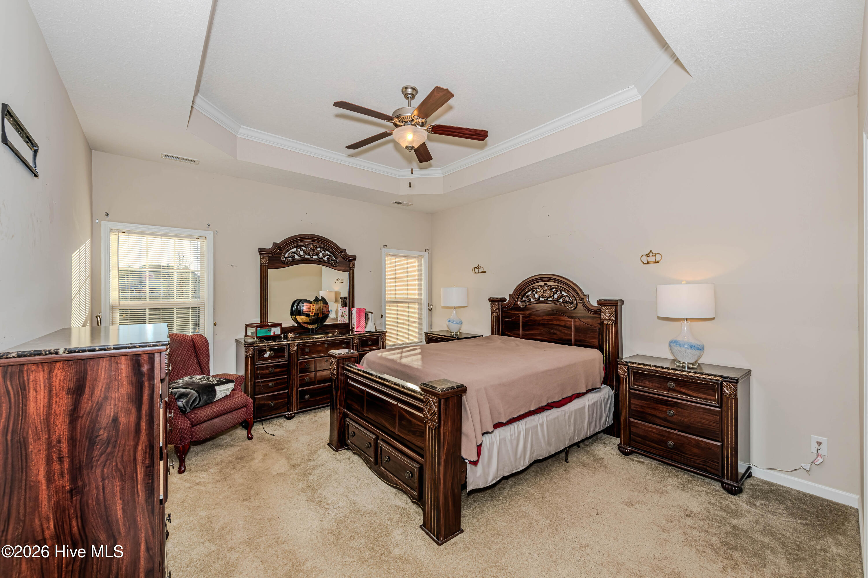 100549847 | Photo 59