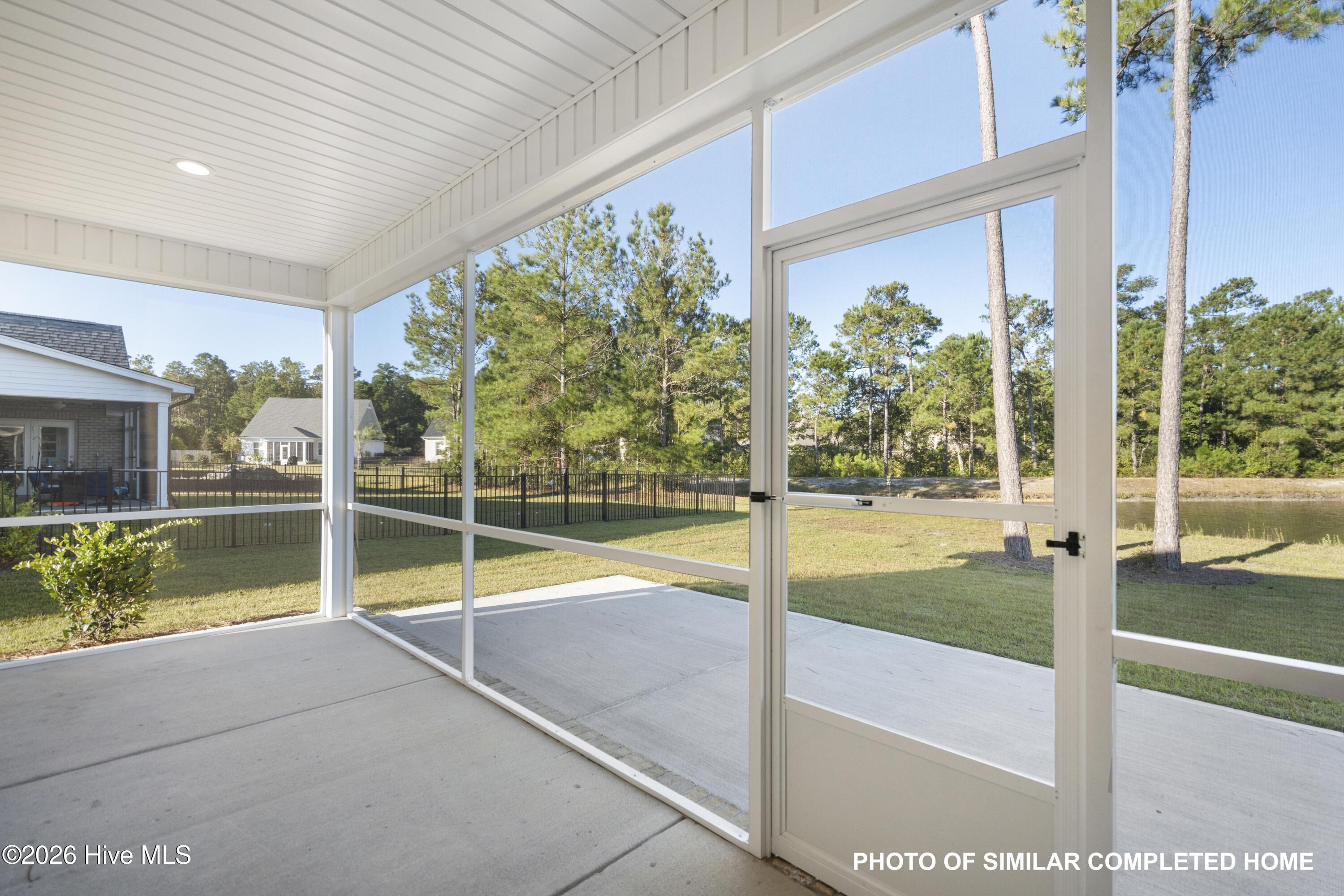 100591913 | Photo 48