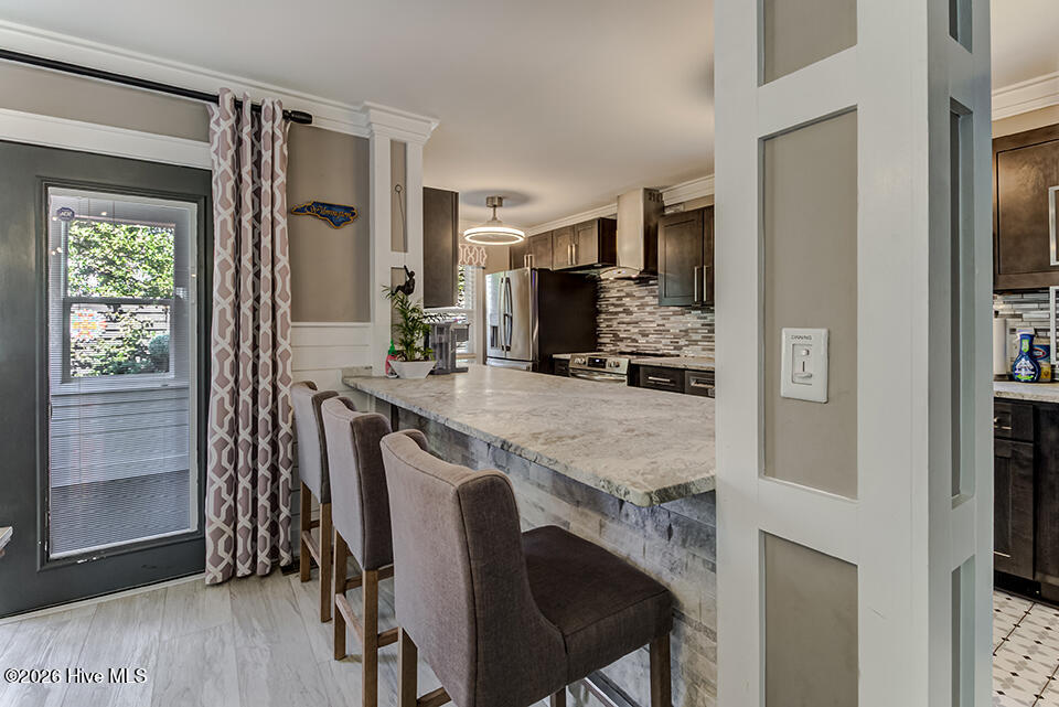 100557542 | Photo 10