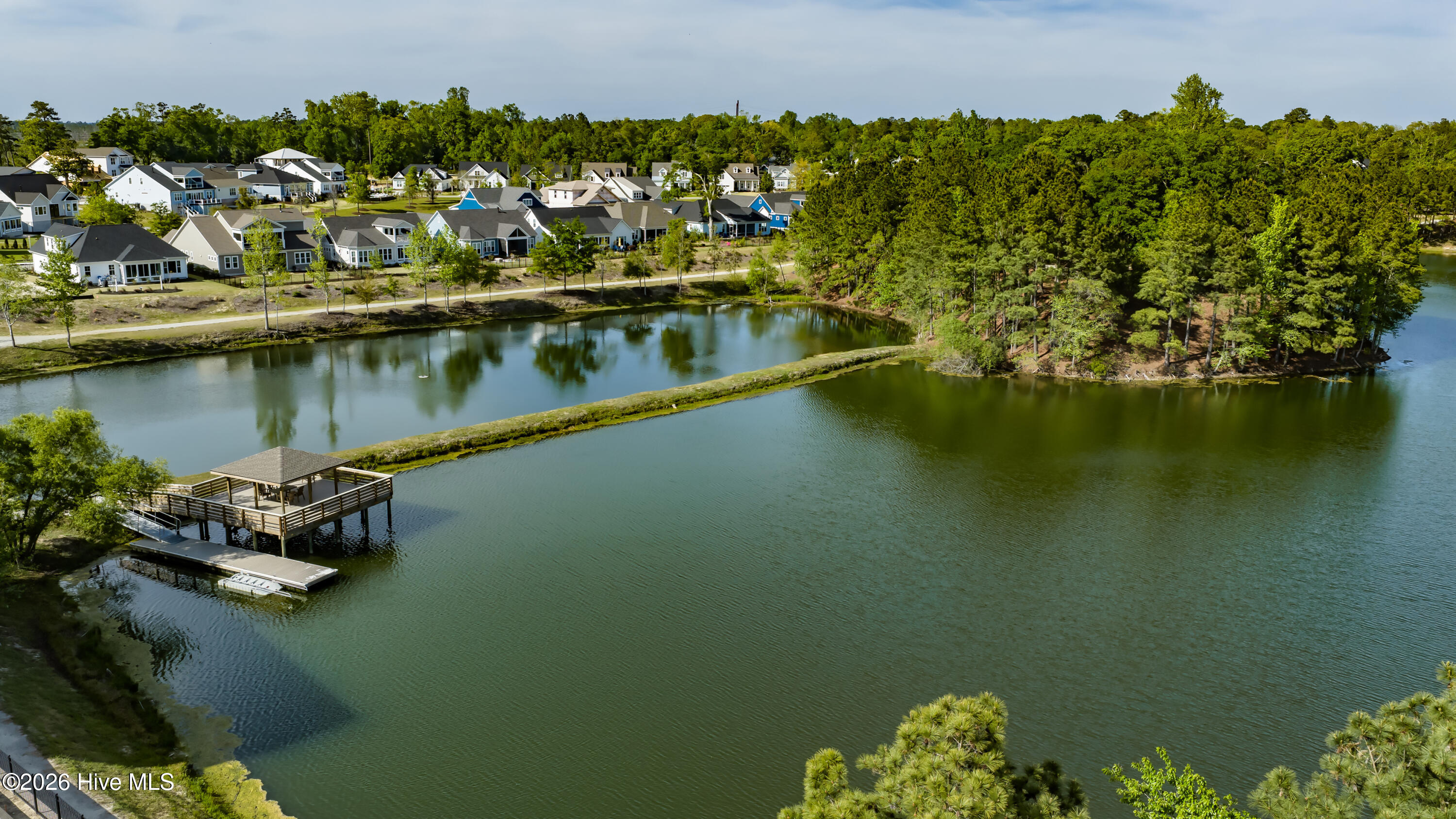 100548611 | Photo 60