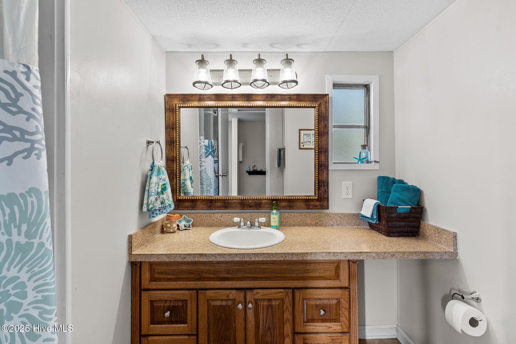 100544898 | Photo 20