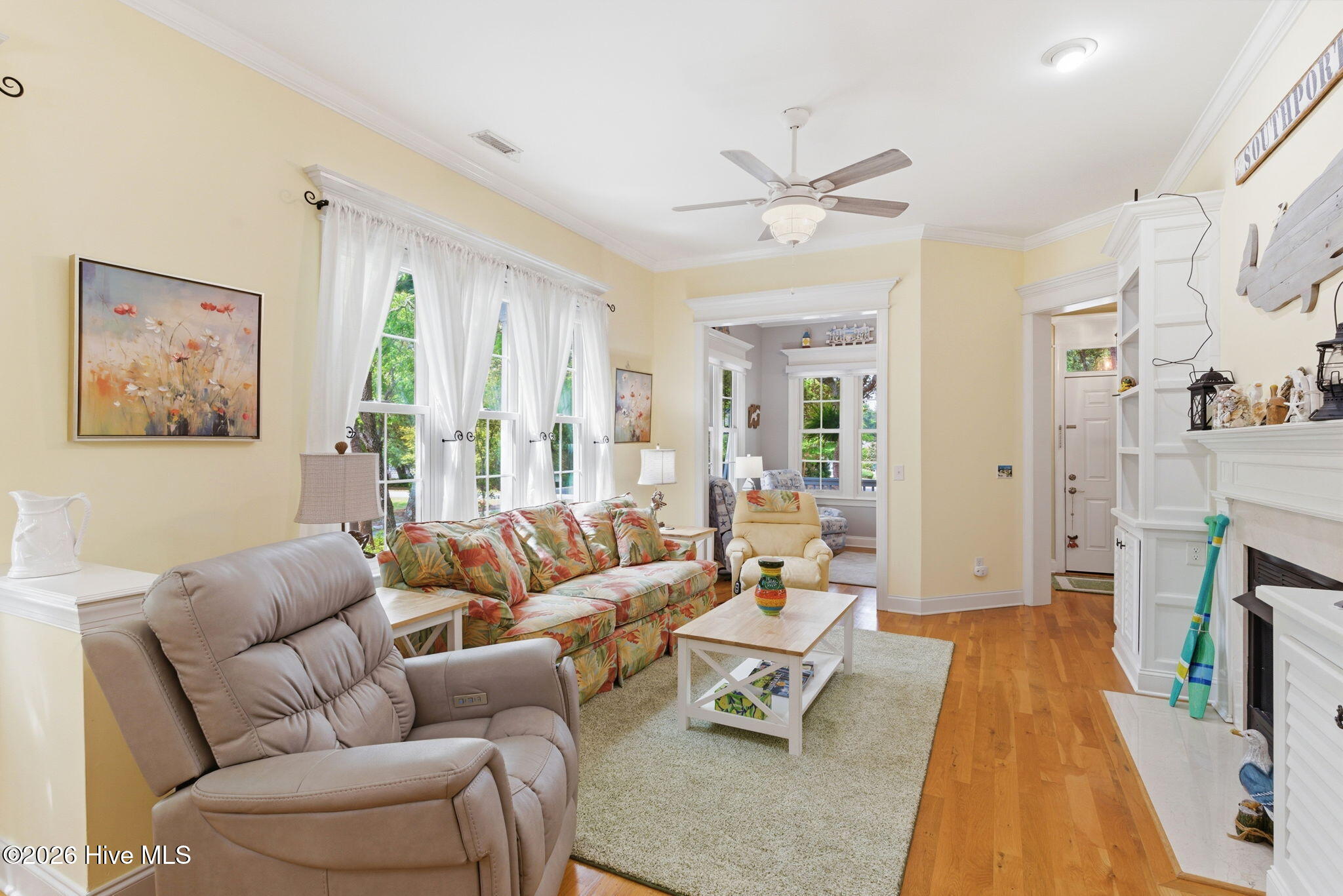 100569459 | Photo 11