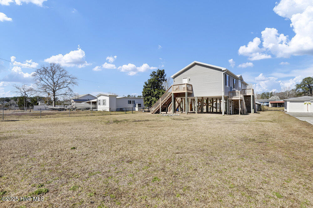 100493955 | Photo 39