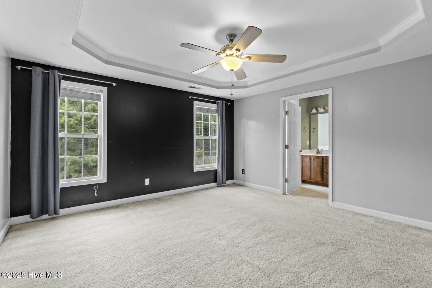 100532522 | Photo 28