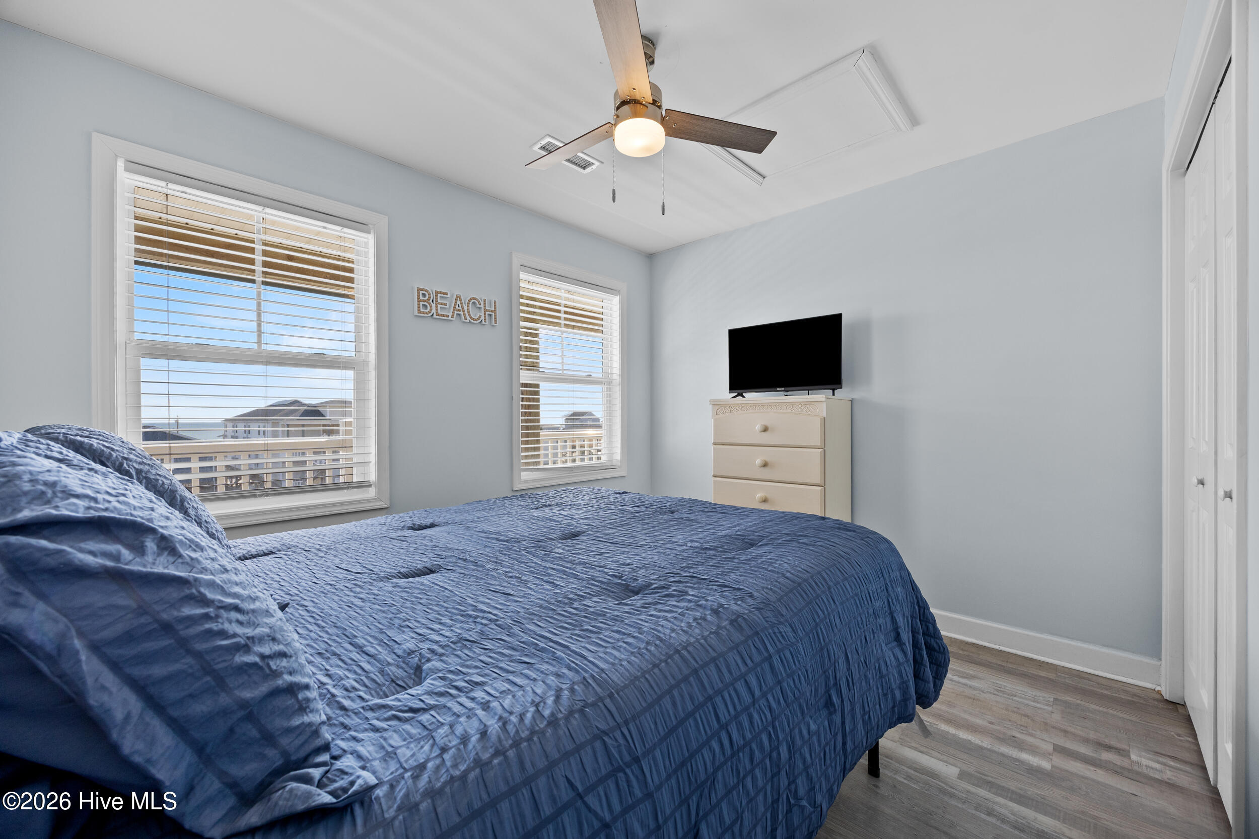 100547253 | Photo 18