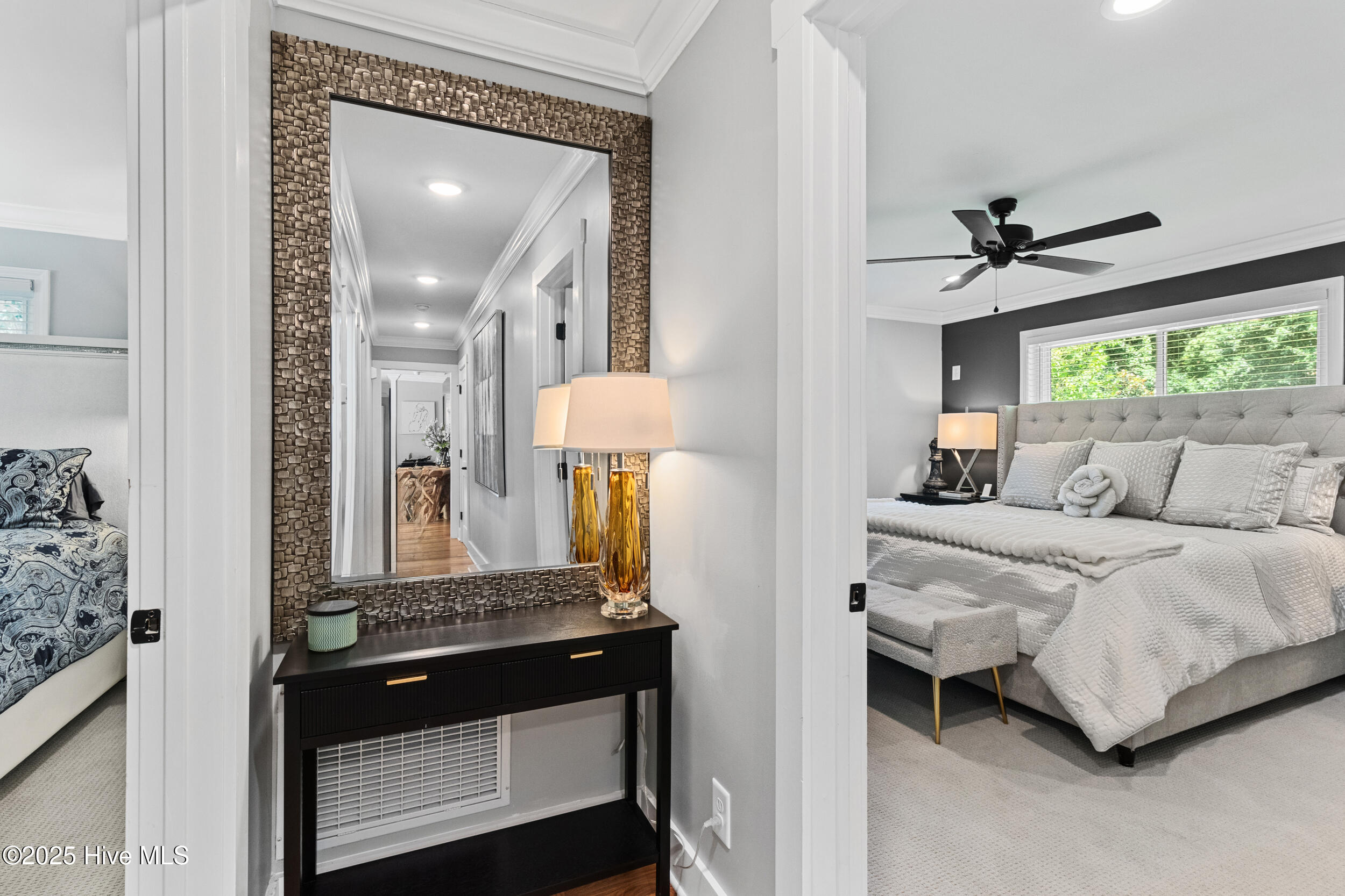 100561677 | Photo 39