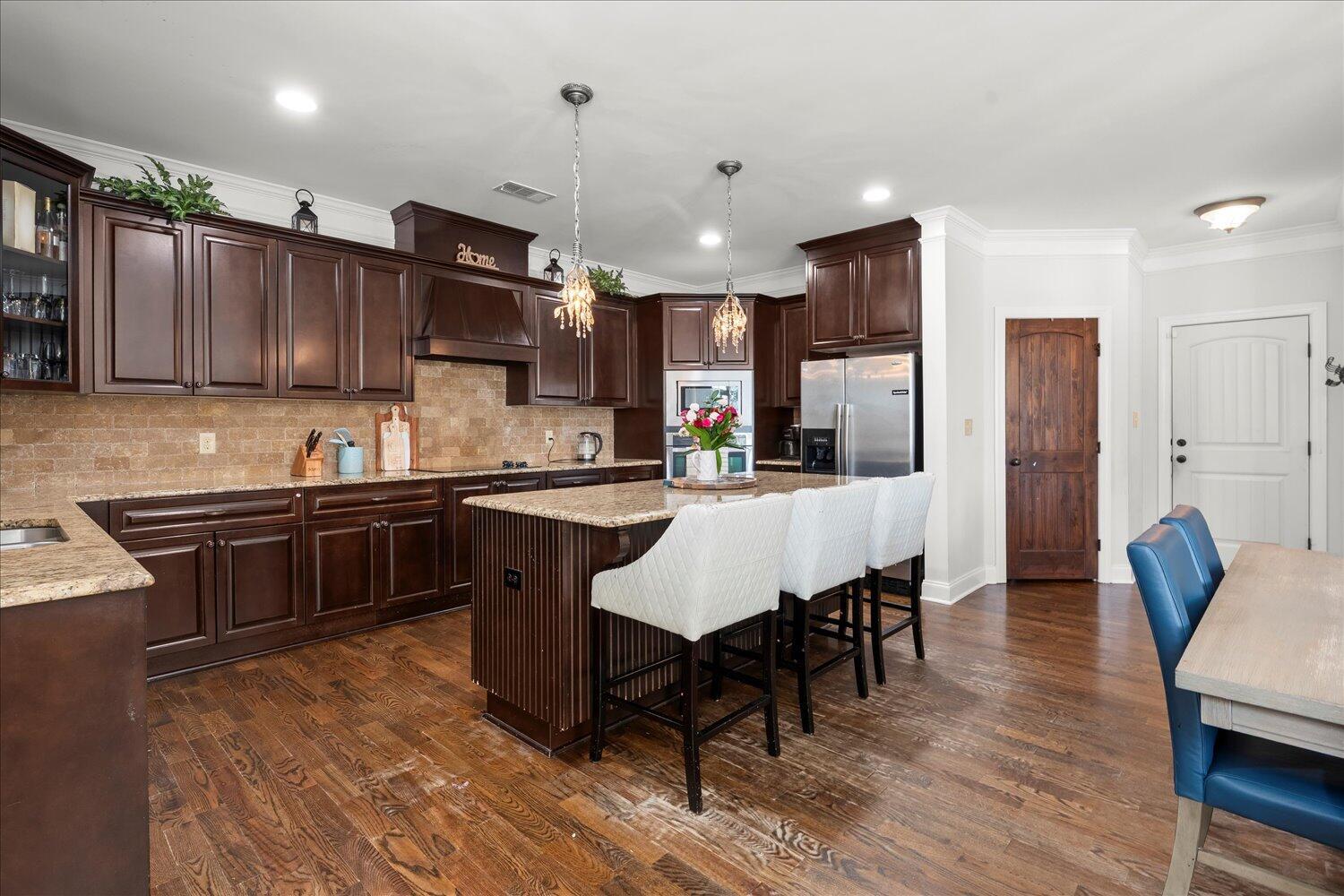 11-5307 Bull St 11