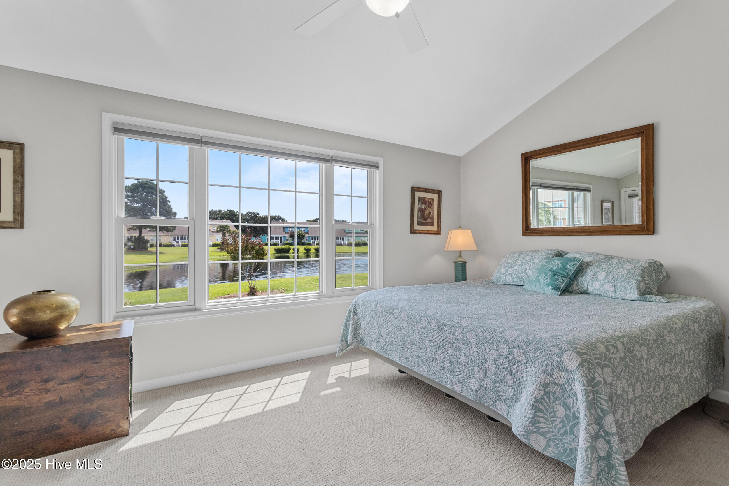 656 Settlers Lane, Kure Beach, NC 28449 – photo 21: Primary bed on Main