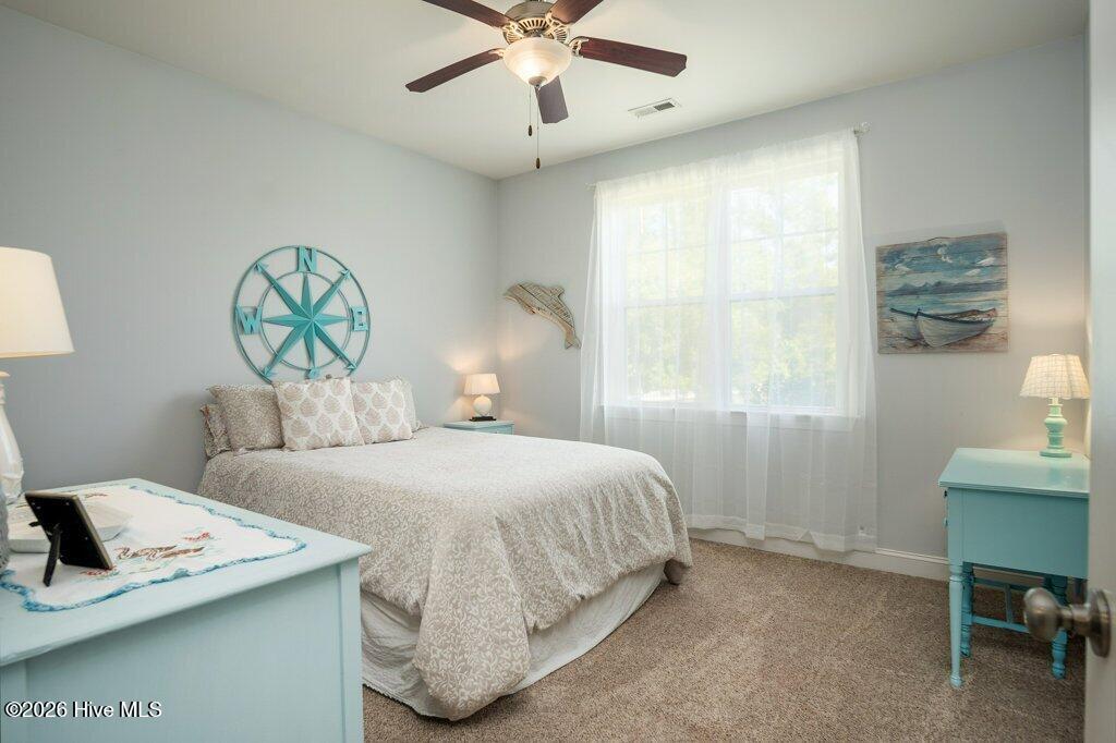 100569625 | Photo 36