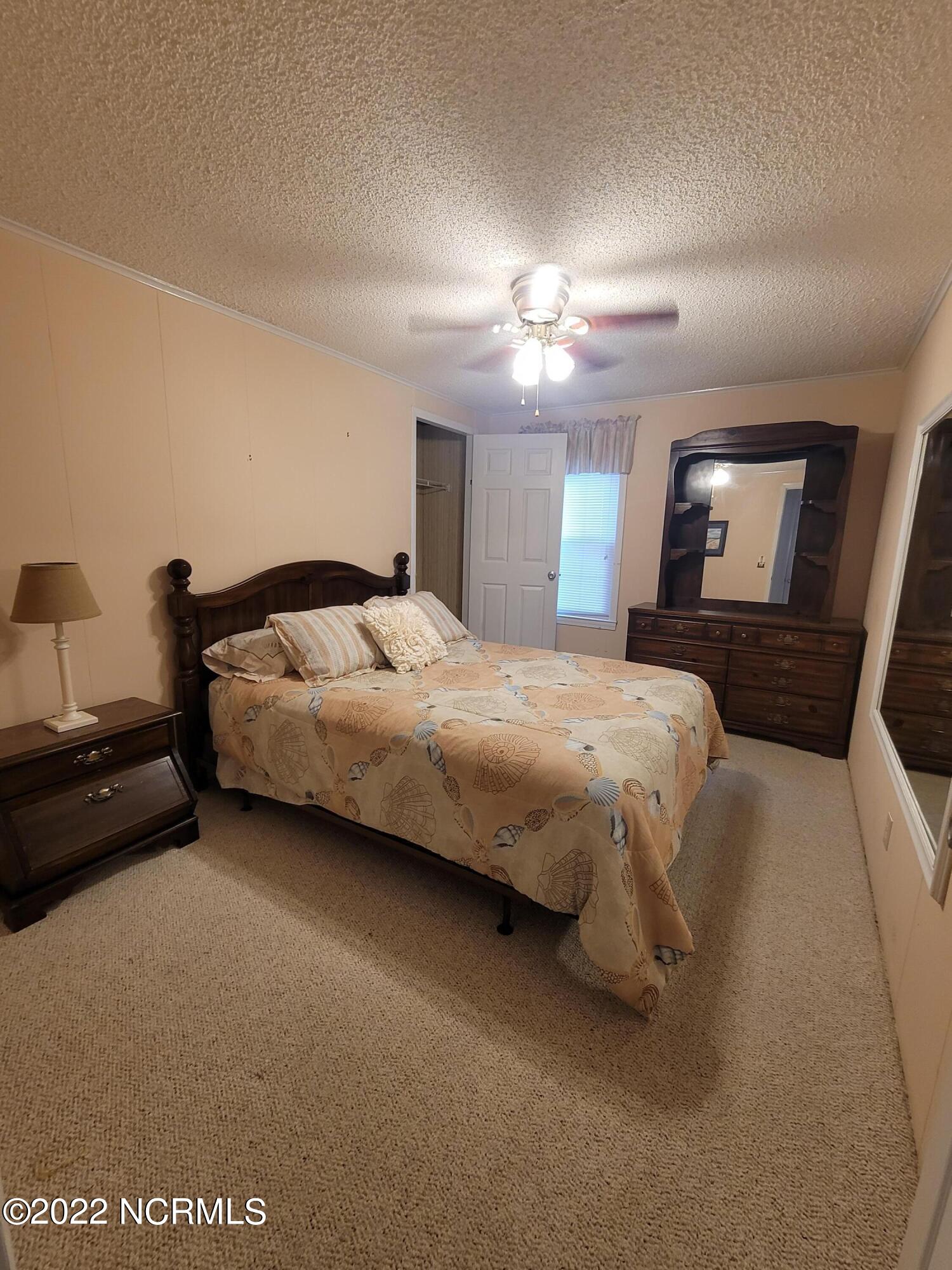 100538759 | Photo 24