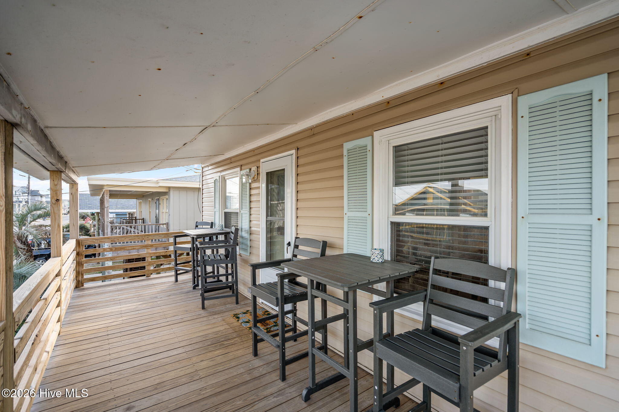 100552359 | Photo 15