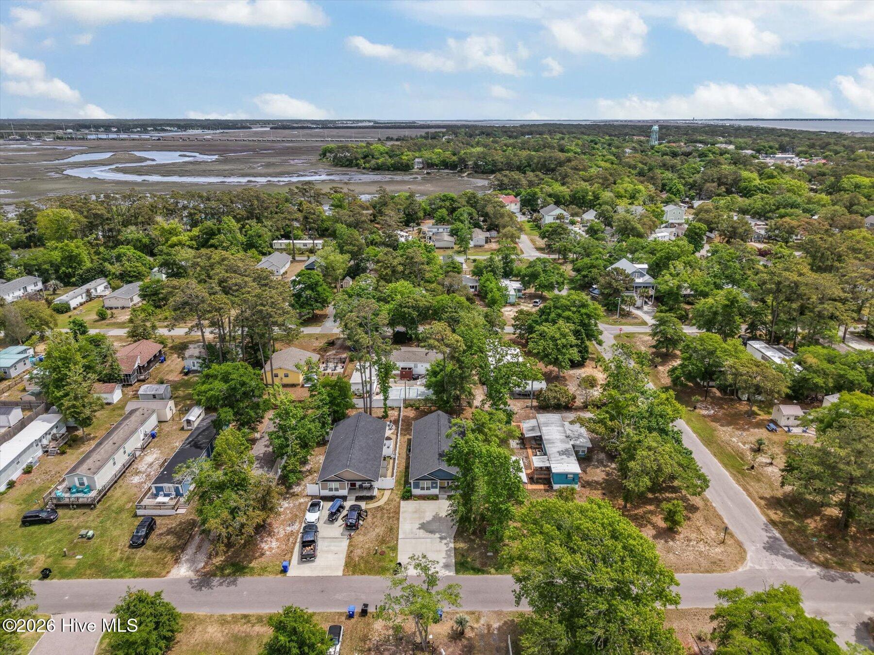 100570645 | Photo 35