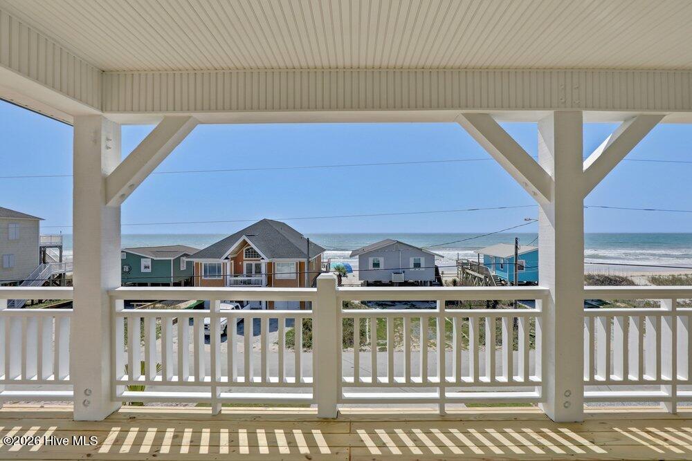 100552100 | Photo 26