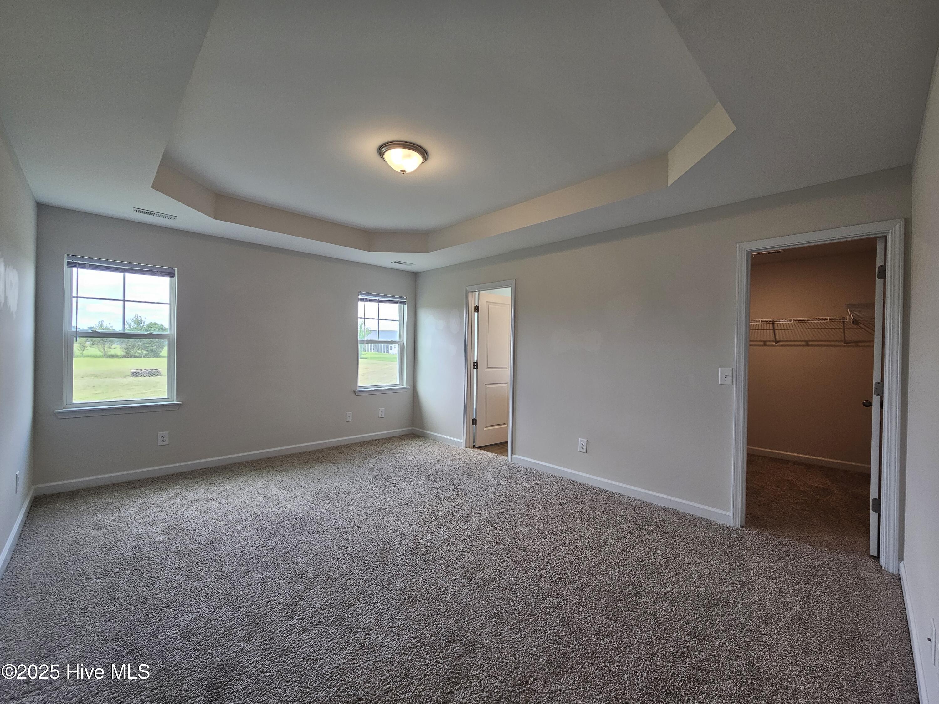 100526822 | Photo 22