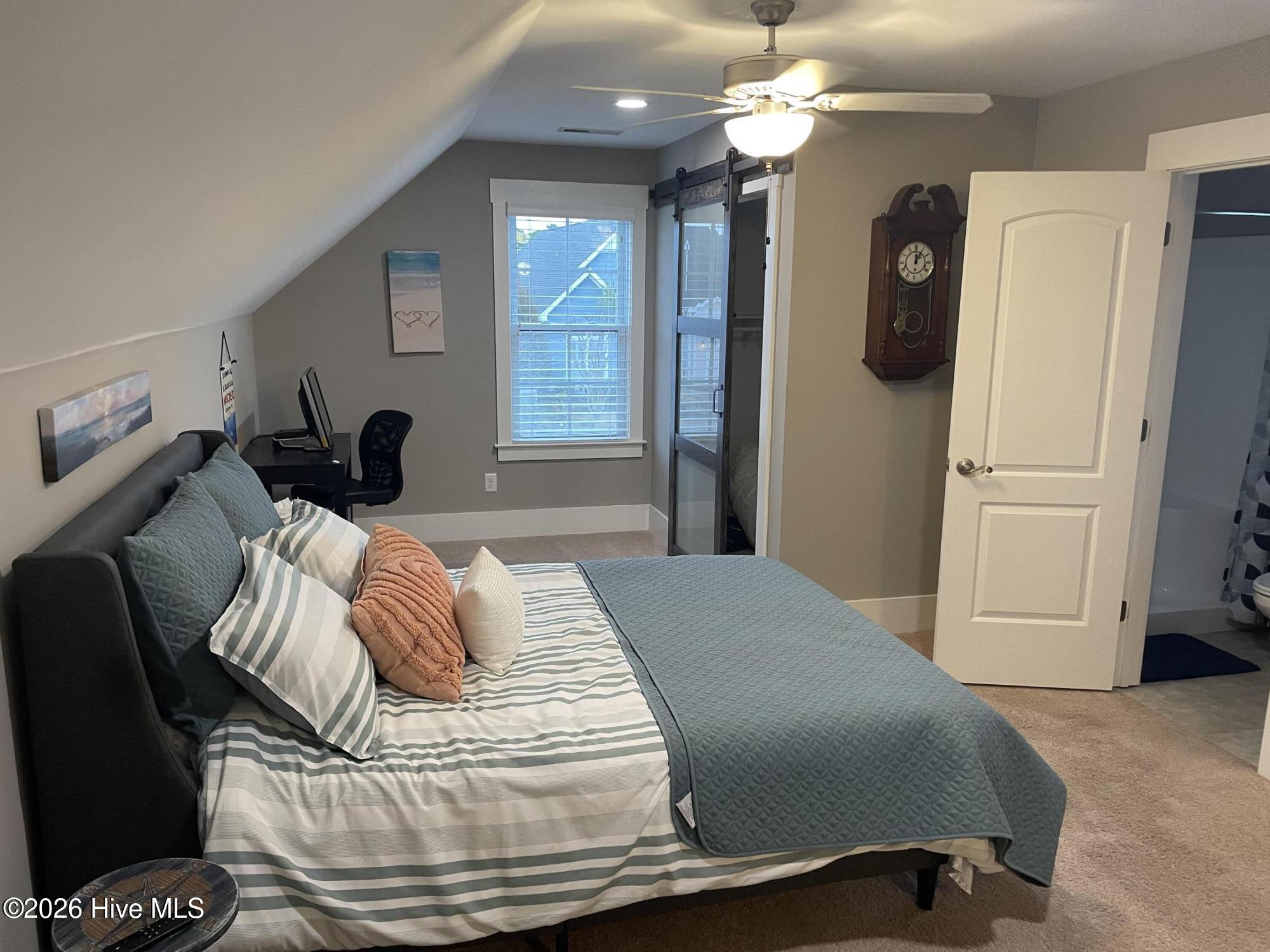 100555586 | Photo 29