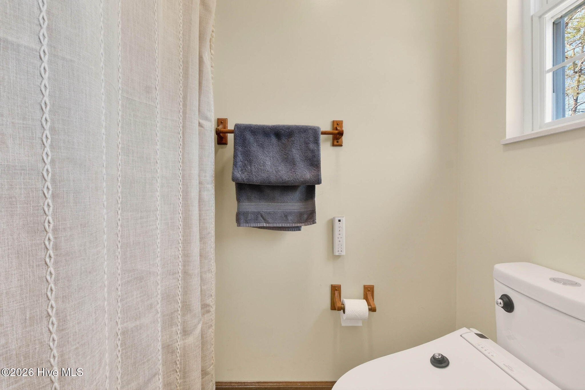 100561895 | Photo 28