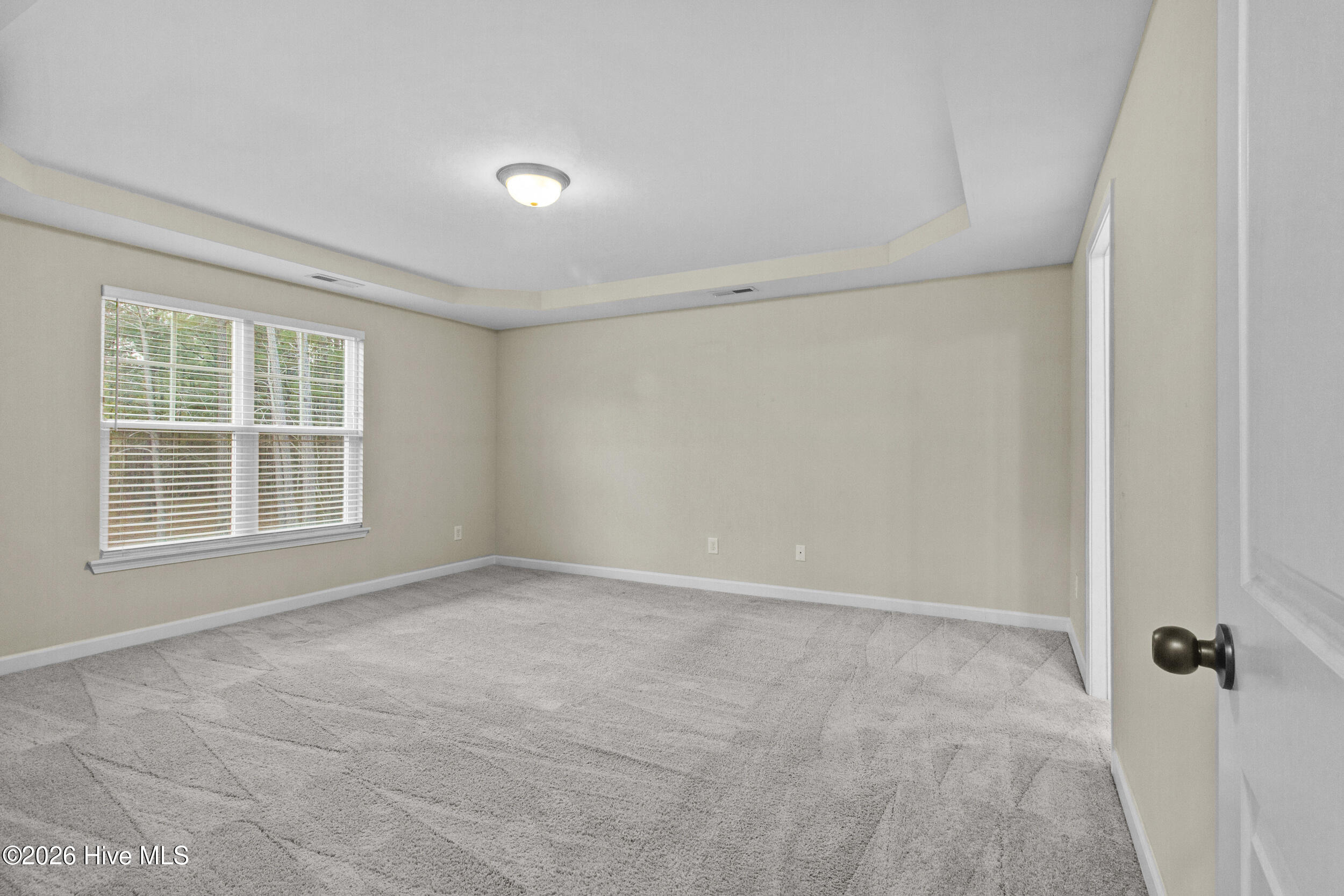 100552565 | Photo 23