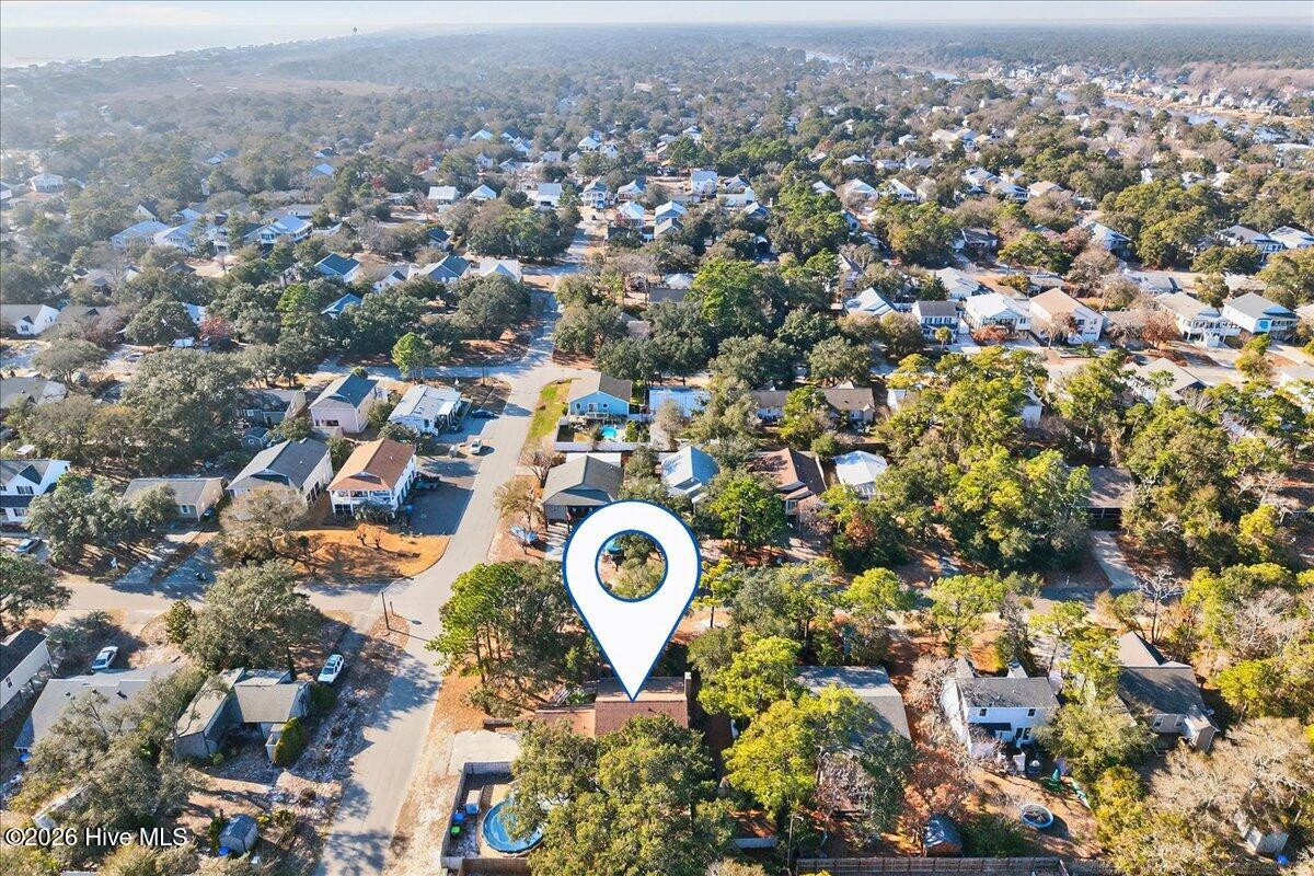 100549781 | Photo 51