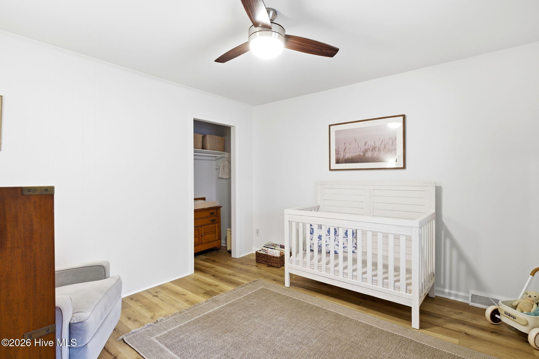 100557062 | Photo 20