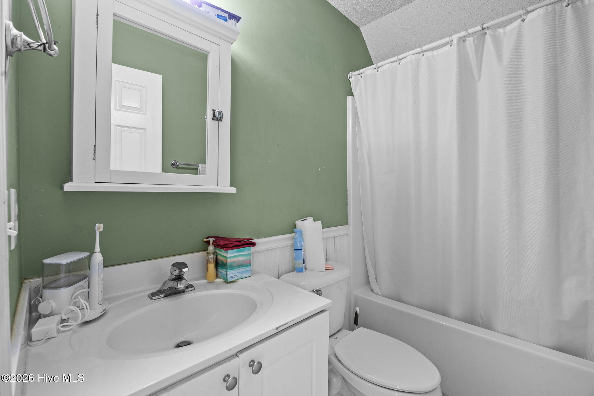 100563147 | Photo 27