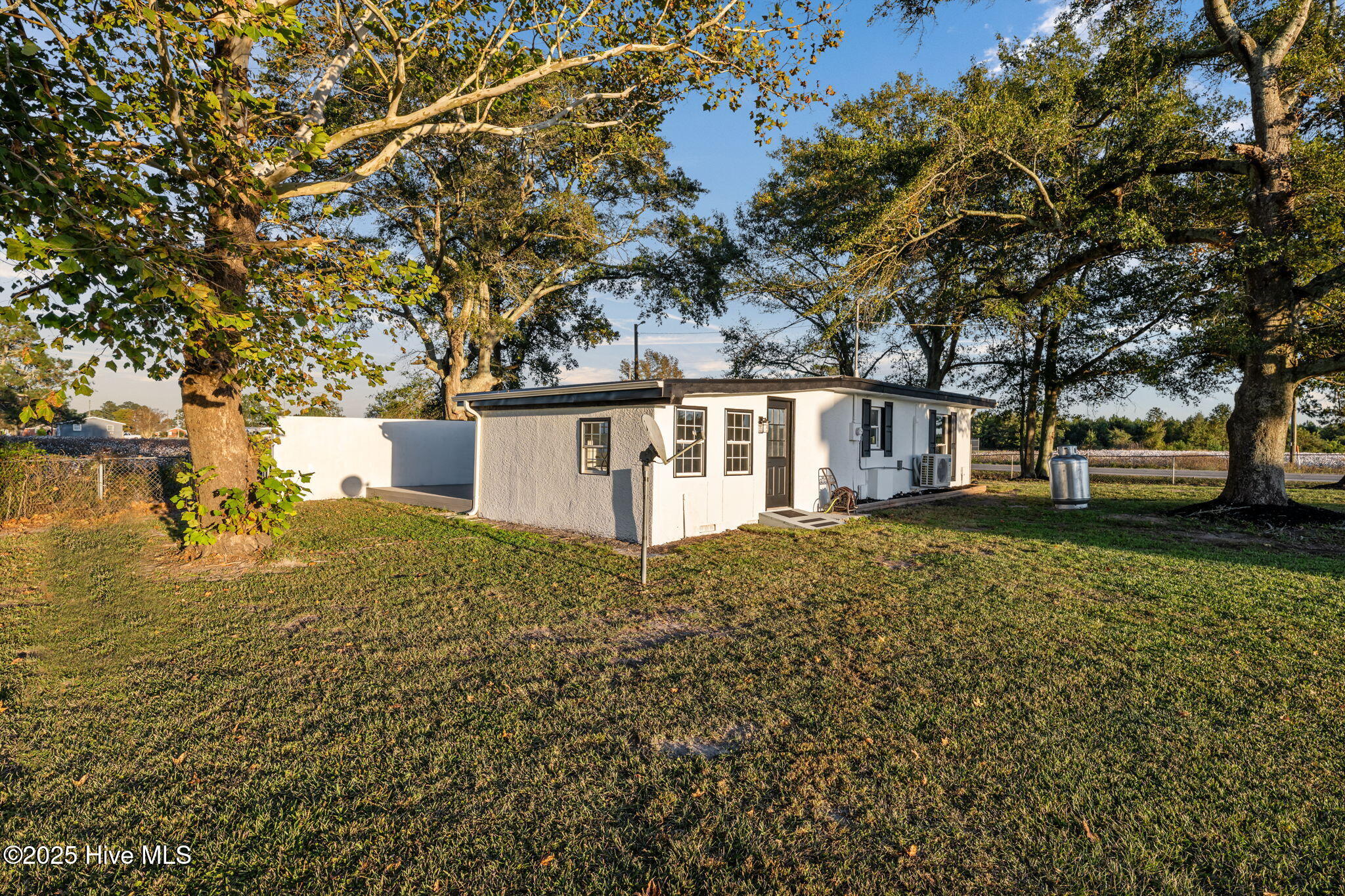 Homes for sale in Trenton, NC | 4942 Hwy 41 W, Trenton, NC 28585 | MLS# 100538192