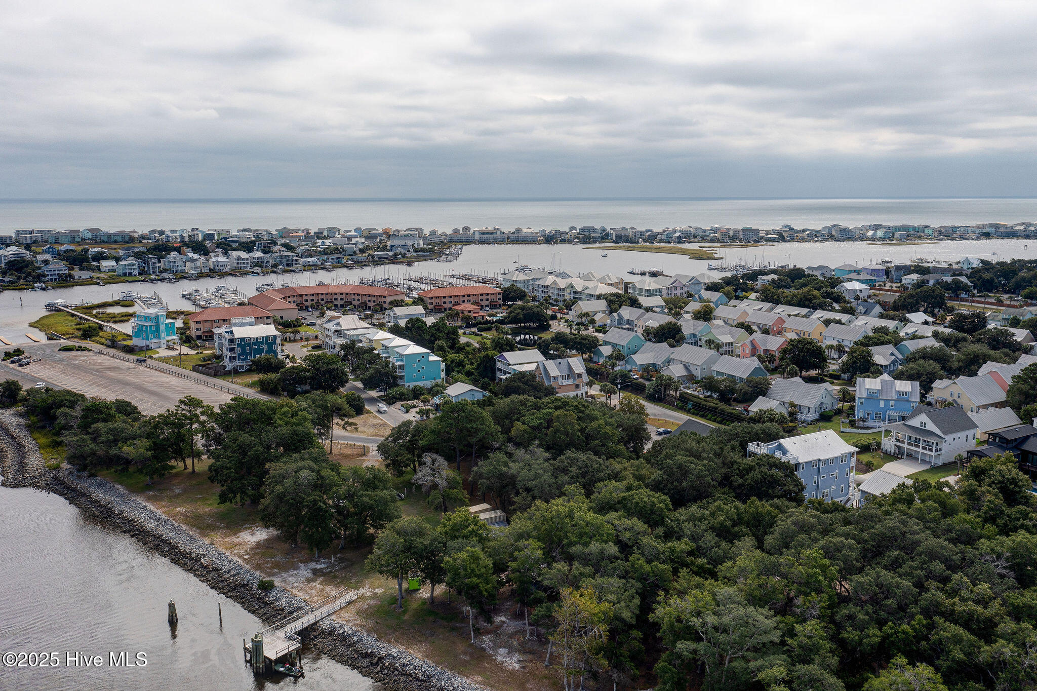 100531587 | Photo 37