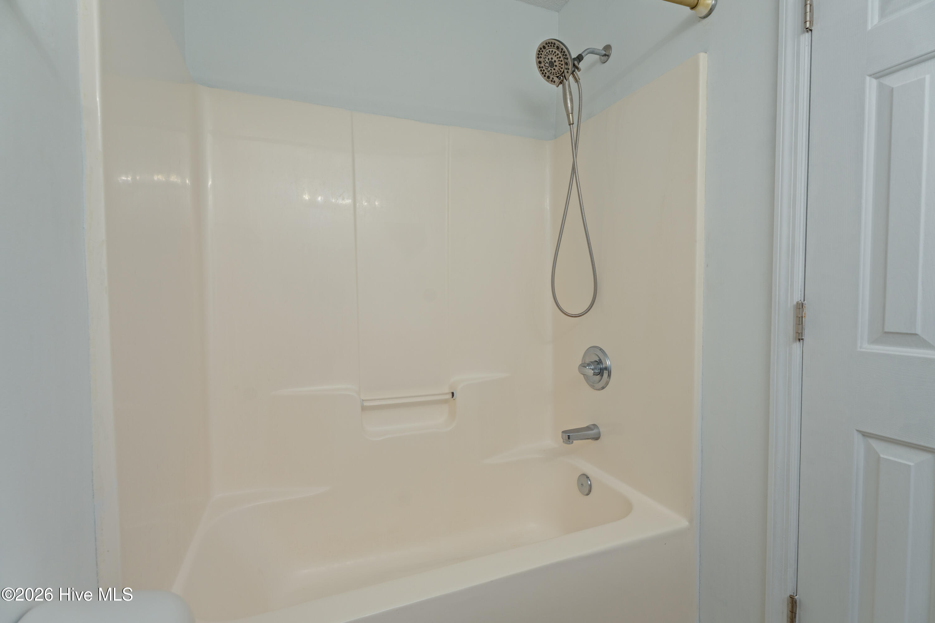 100552668 | Photo 18