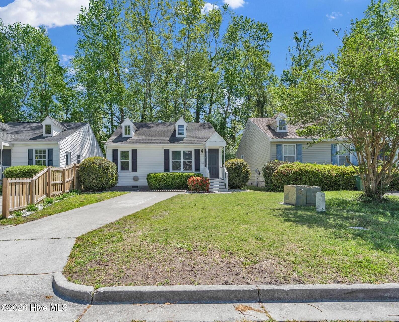 100566412 | Photo 26