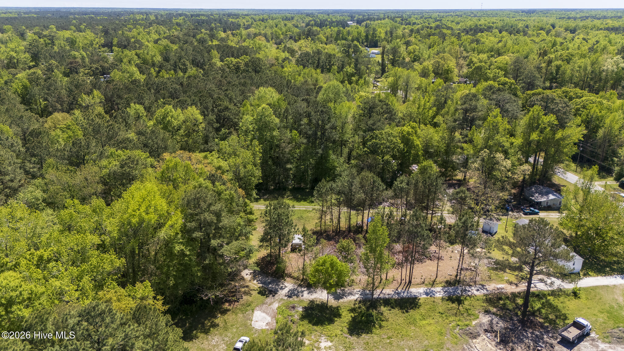 100566627 | Photo 35