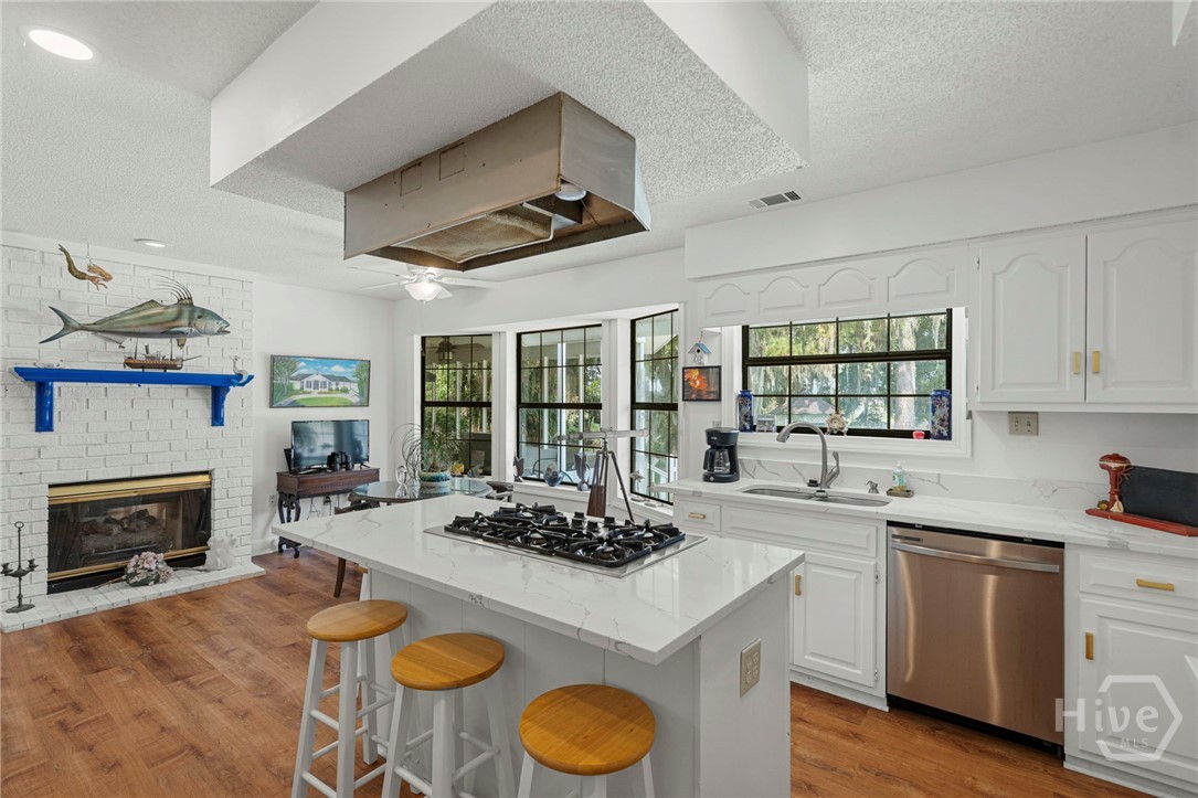 Gourmet kitchen overlooking the water