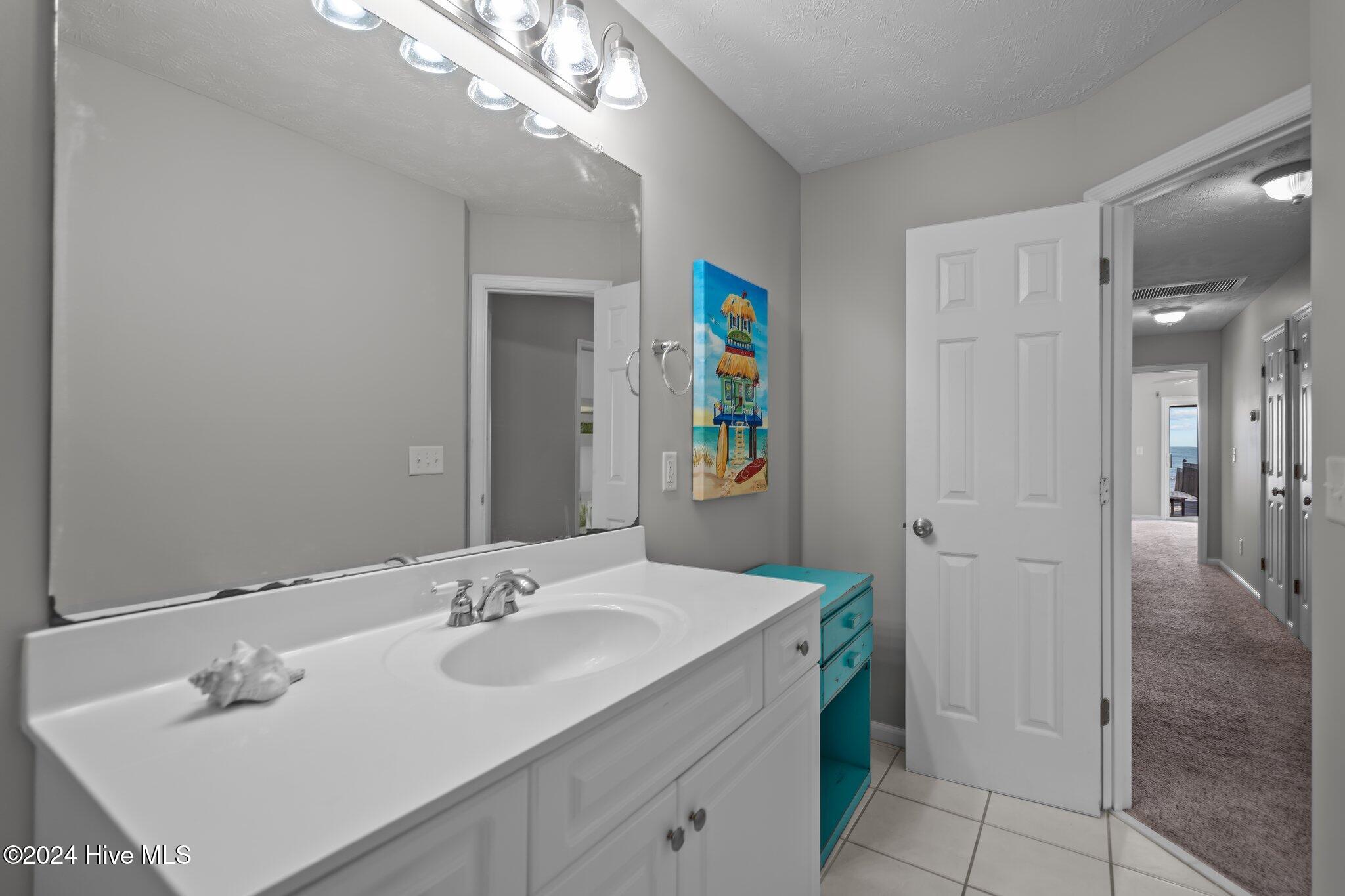 100553910 | Photo 29