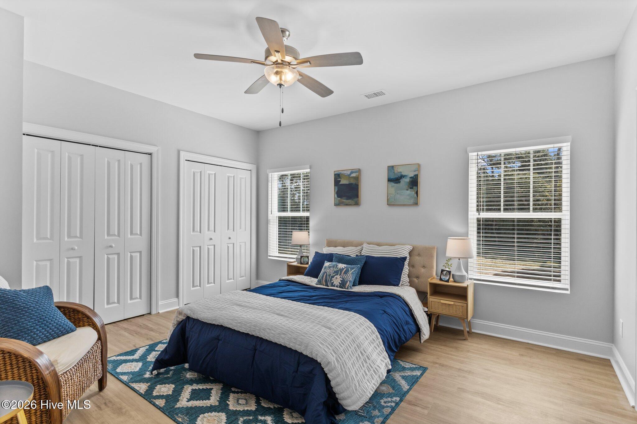 100564652 | Photo 22