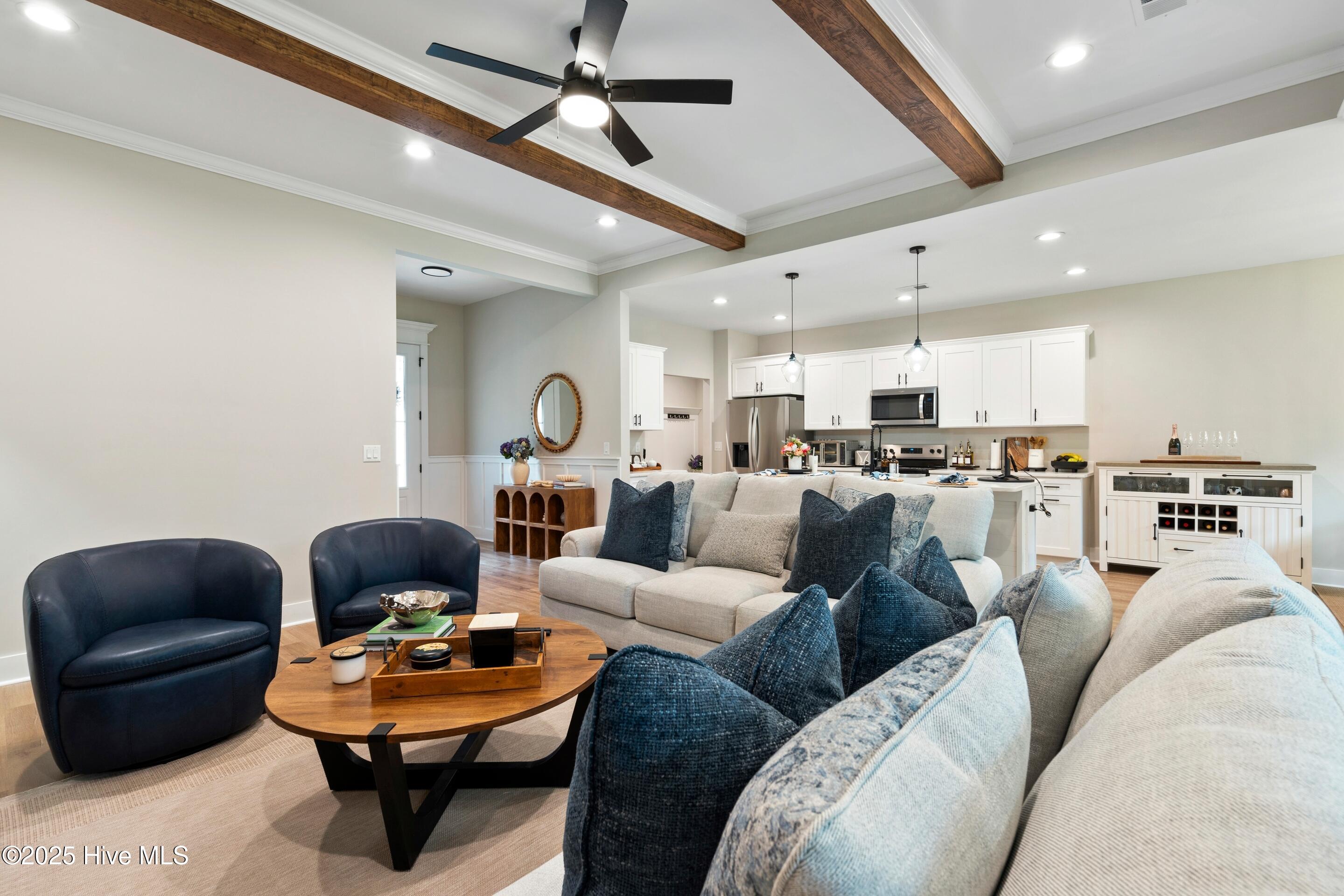 100516160 | Photo 13