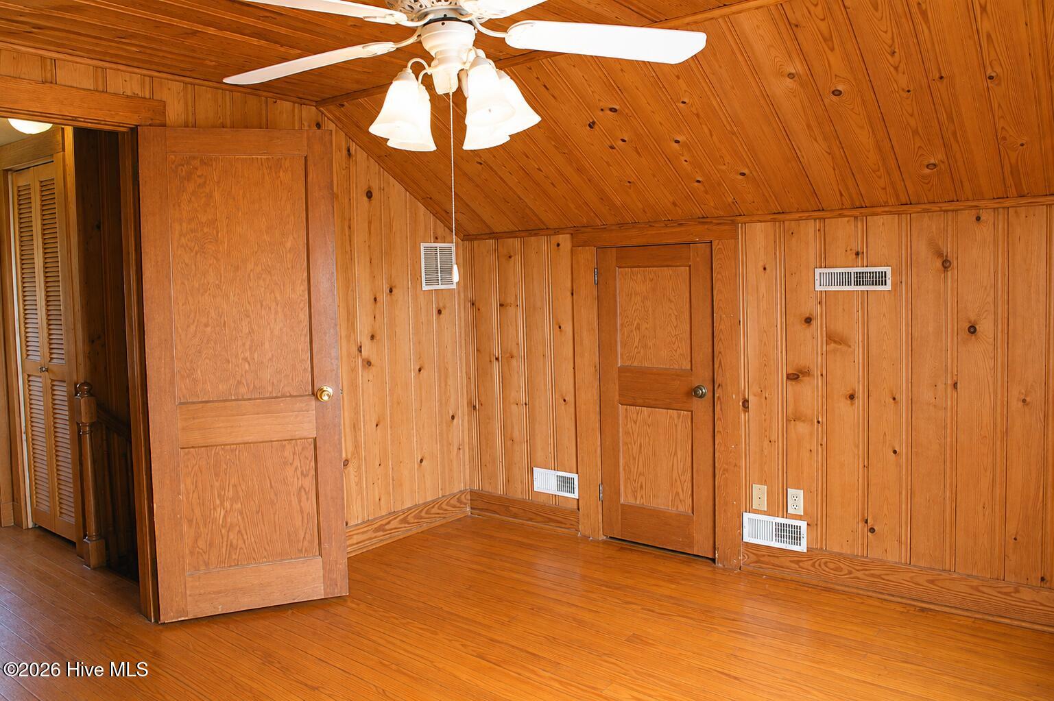 726 Highway 70 Williston,Williston