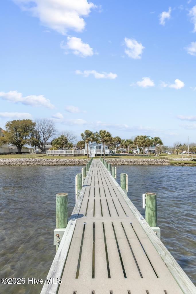 173 Salter Drive,Newport