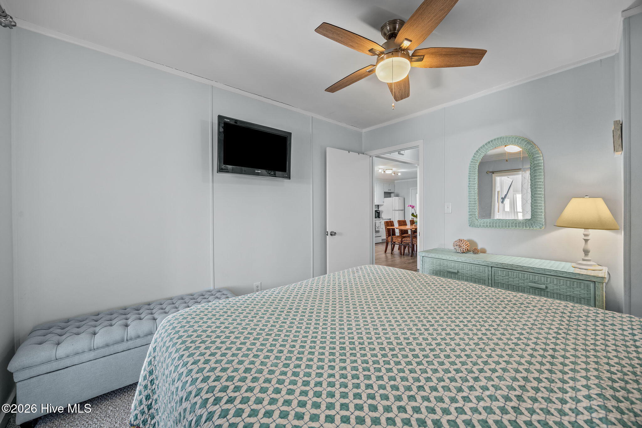 100549988 | Photo 20