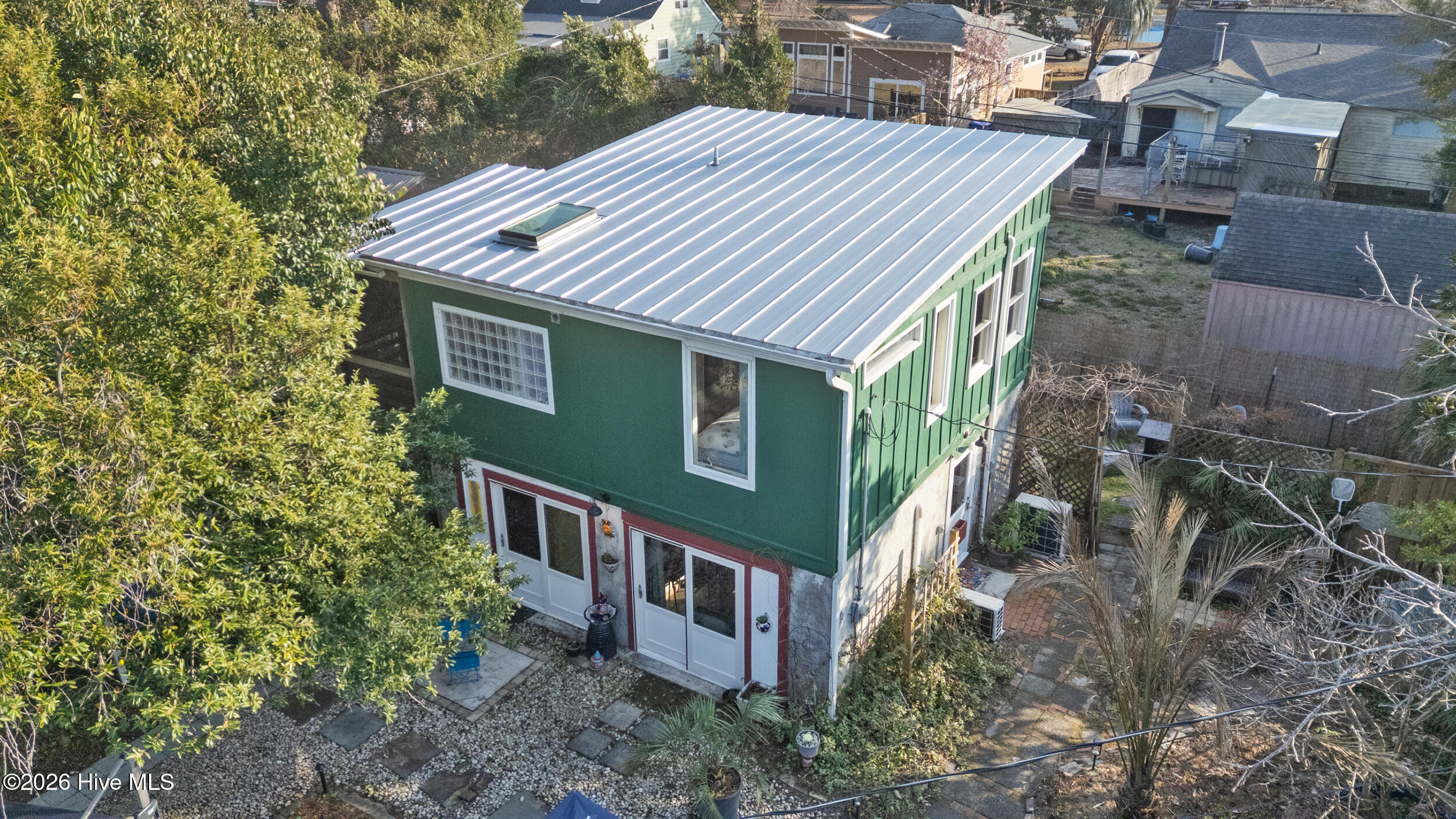 100559586 | Photo 38